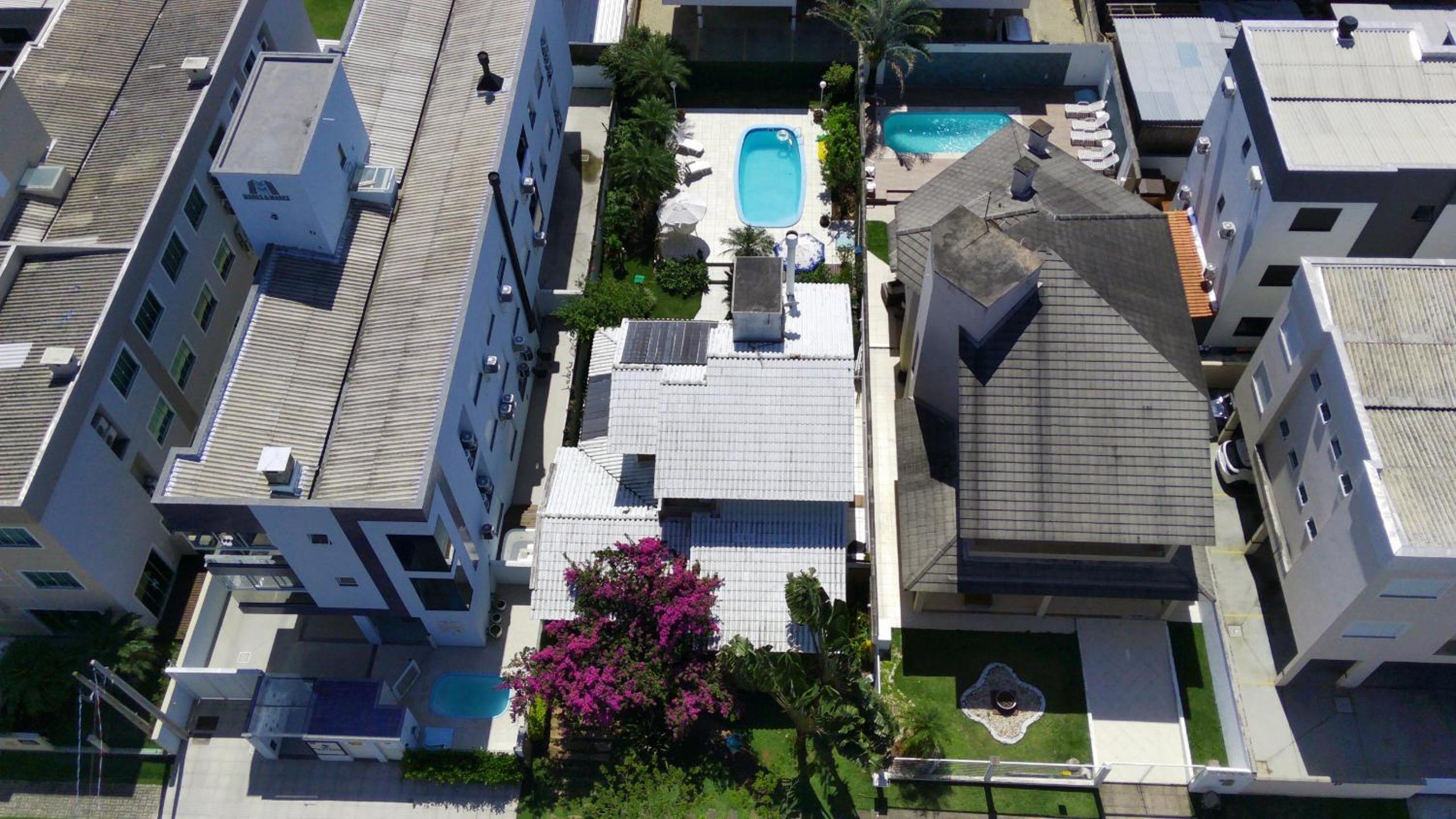 #007 Linda casa piscina enorme na praia de Palmas