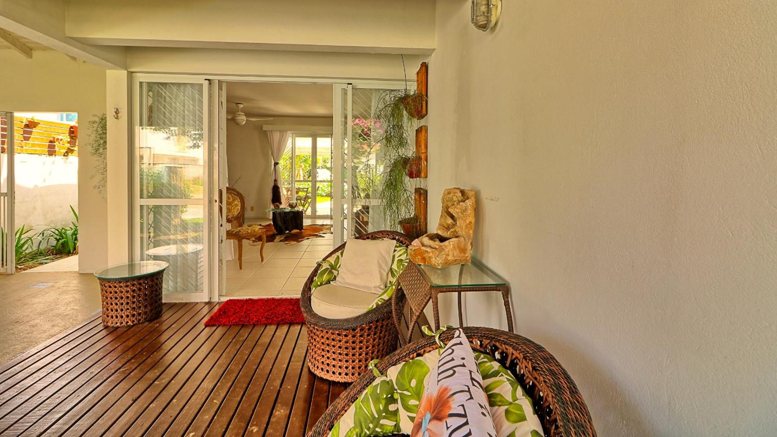 #007 Linda casa piscina enorme na praia de Palmas