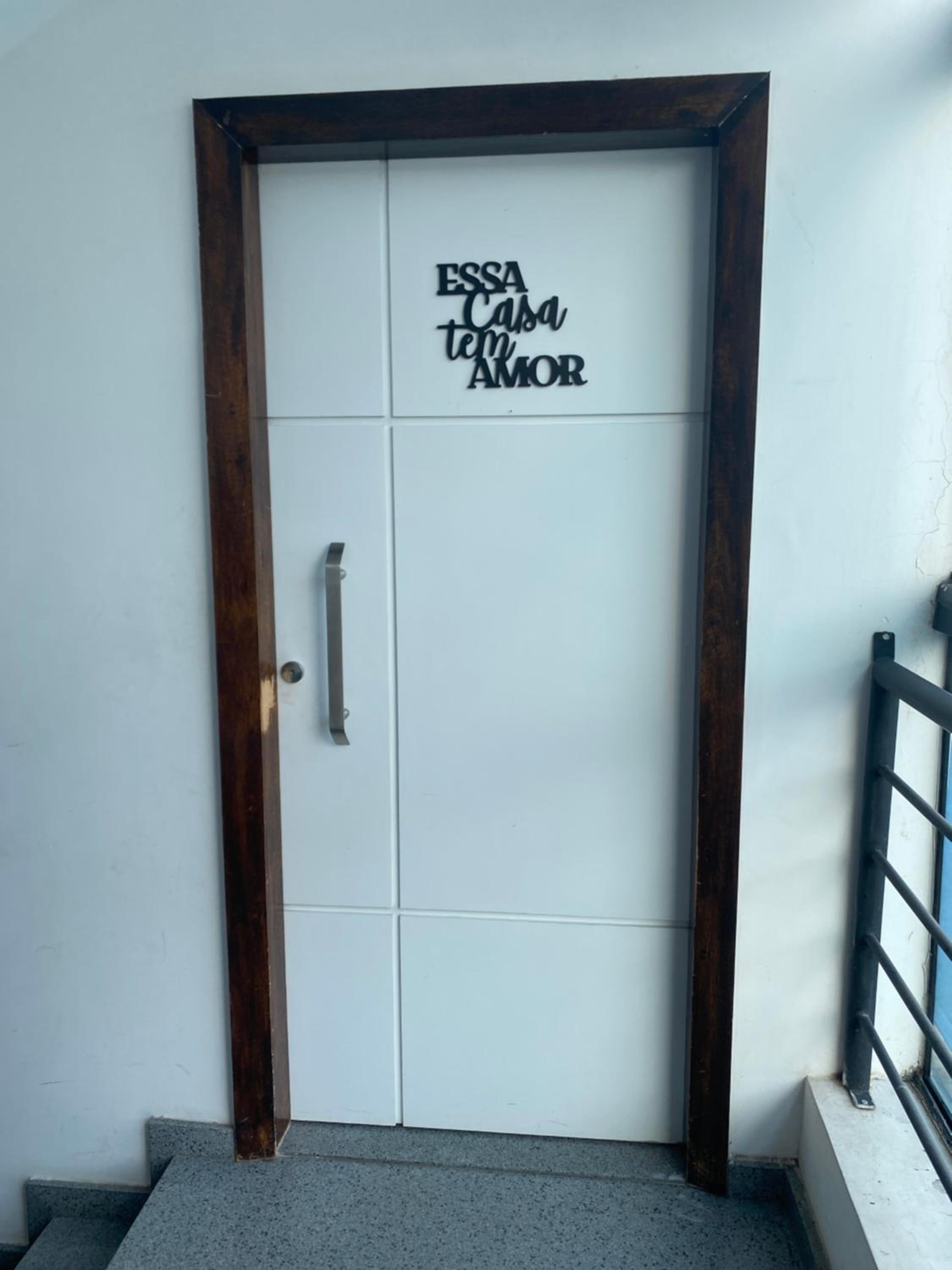 Próx a orla, 14 pessoas, ar condicionado e garagem