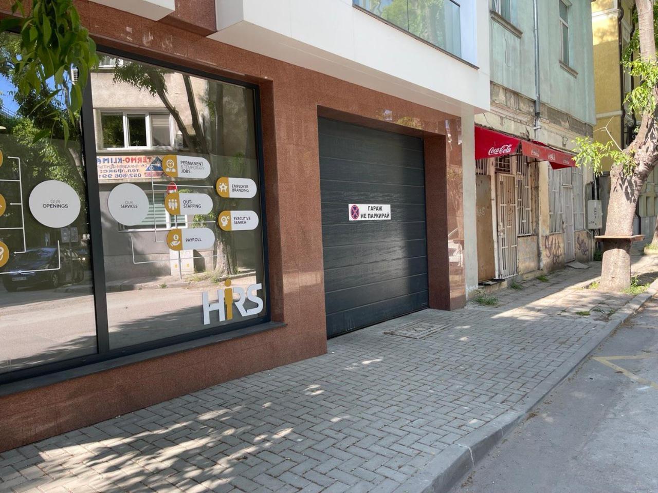 Panoramic apartment in Varna with underground parking