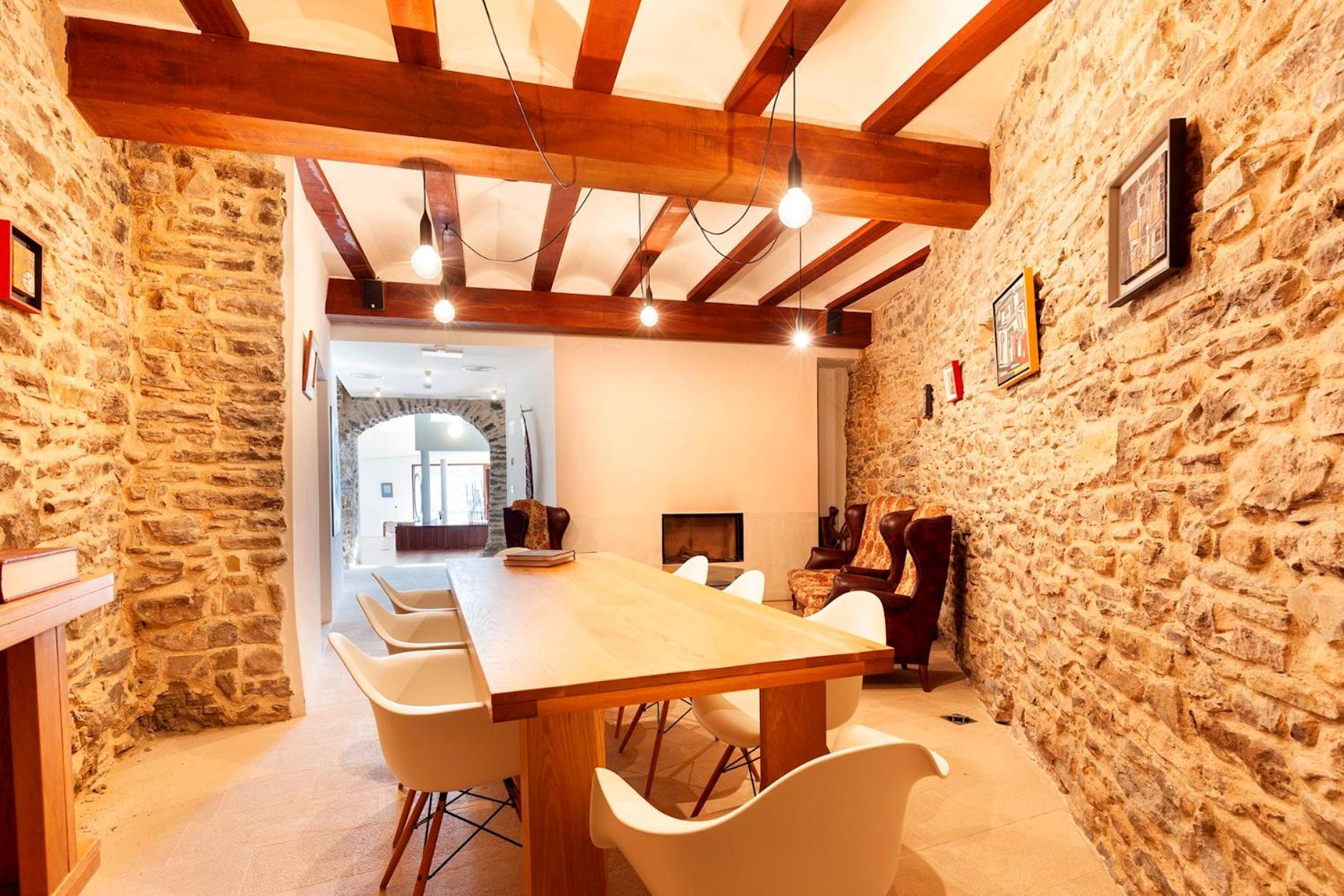 Casa Fumanal - Unique Property for up to 24