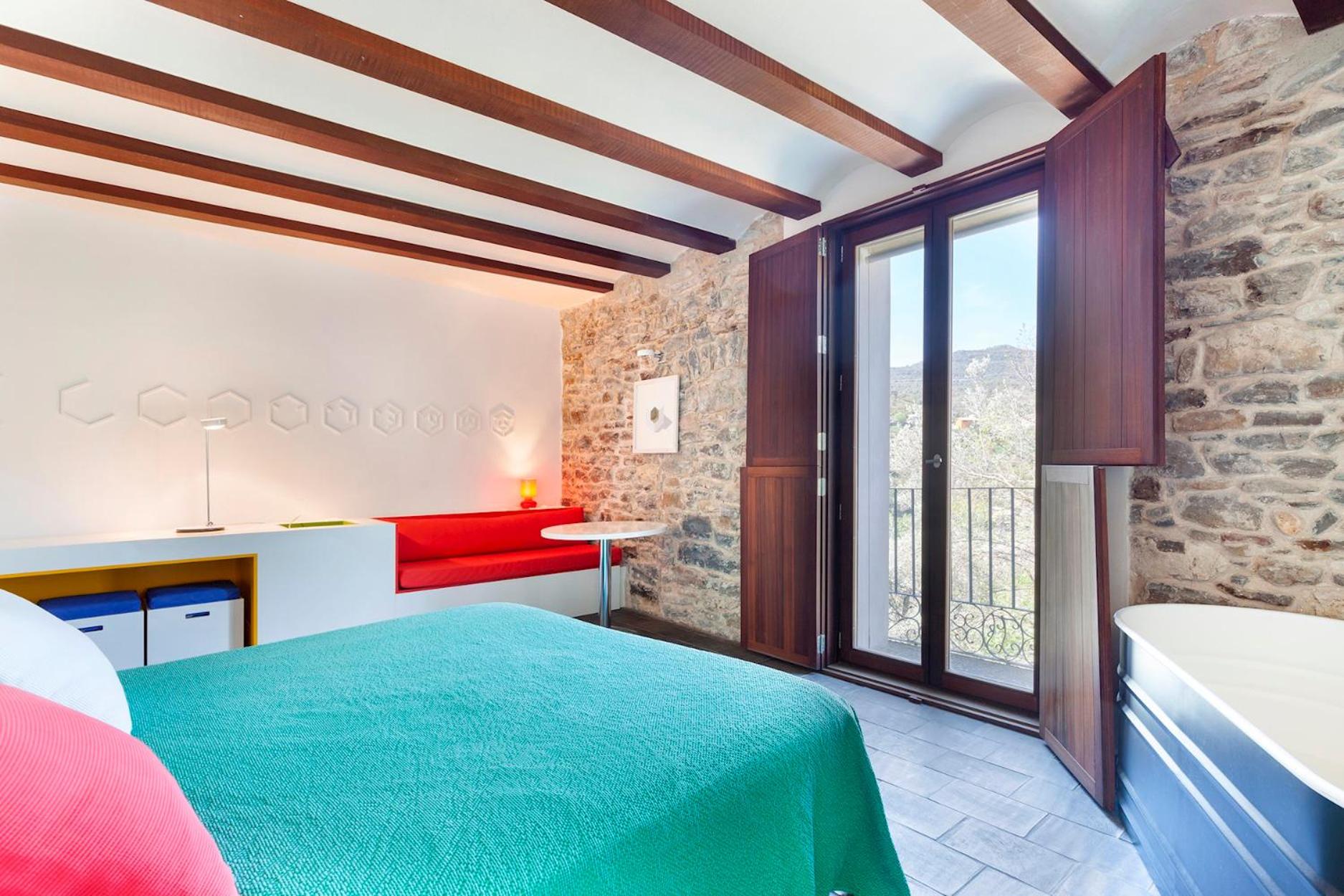 Casa Fumanal - Unique Property for up to 24
