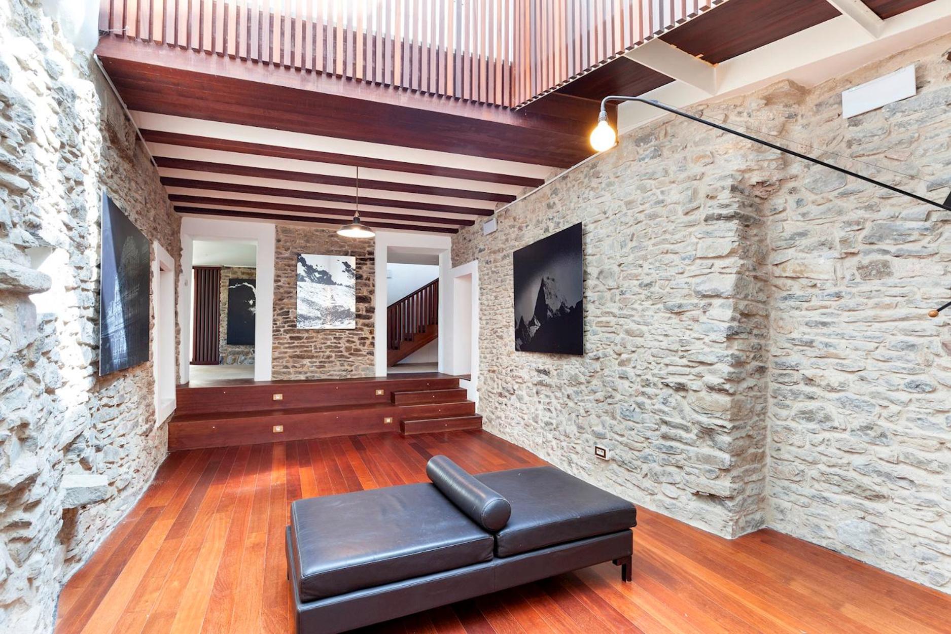 Casa Fumanal - Unique Property for up to 24