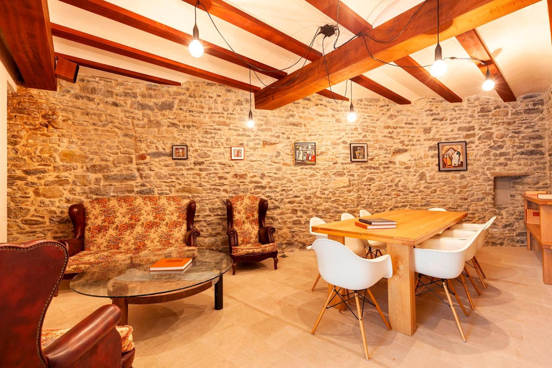 Casa Fumanal - Unique Property for up to 24