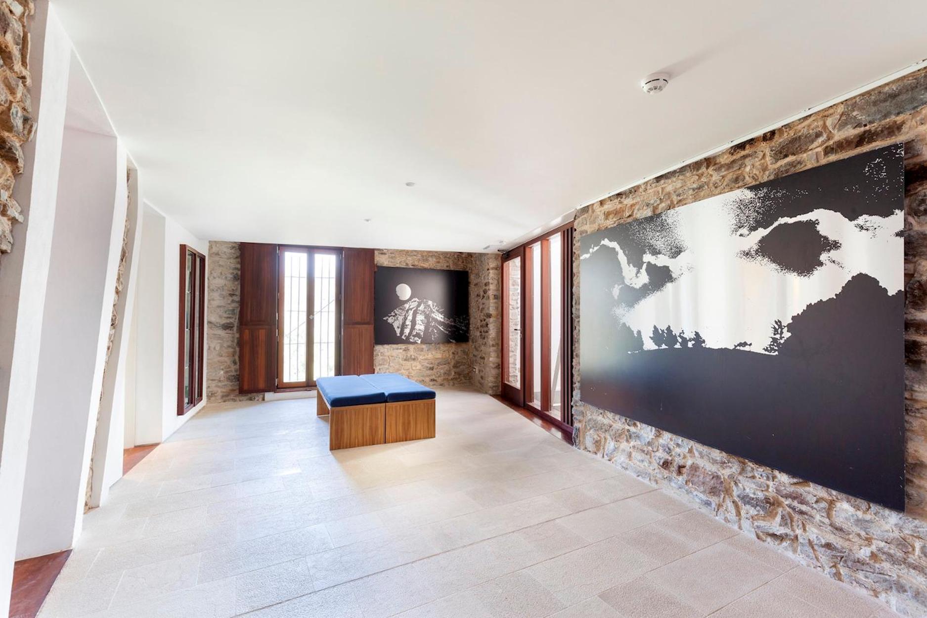Casa Fumanal - Unique Property for up to 24