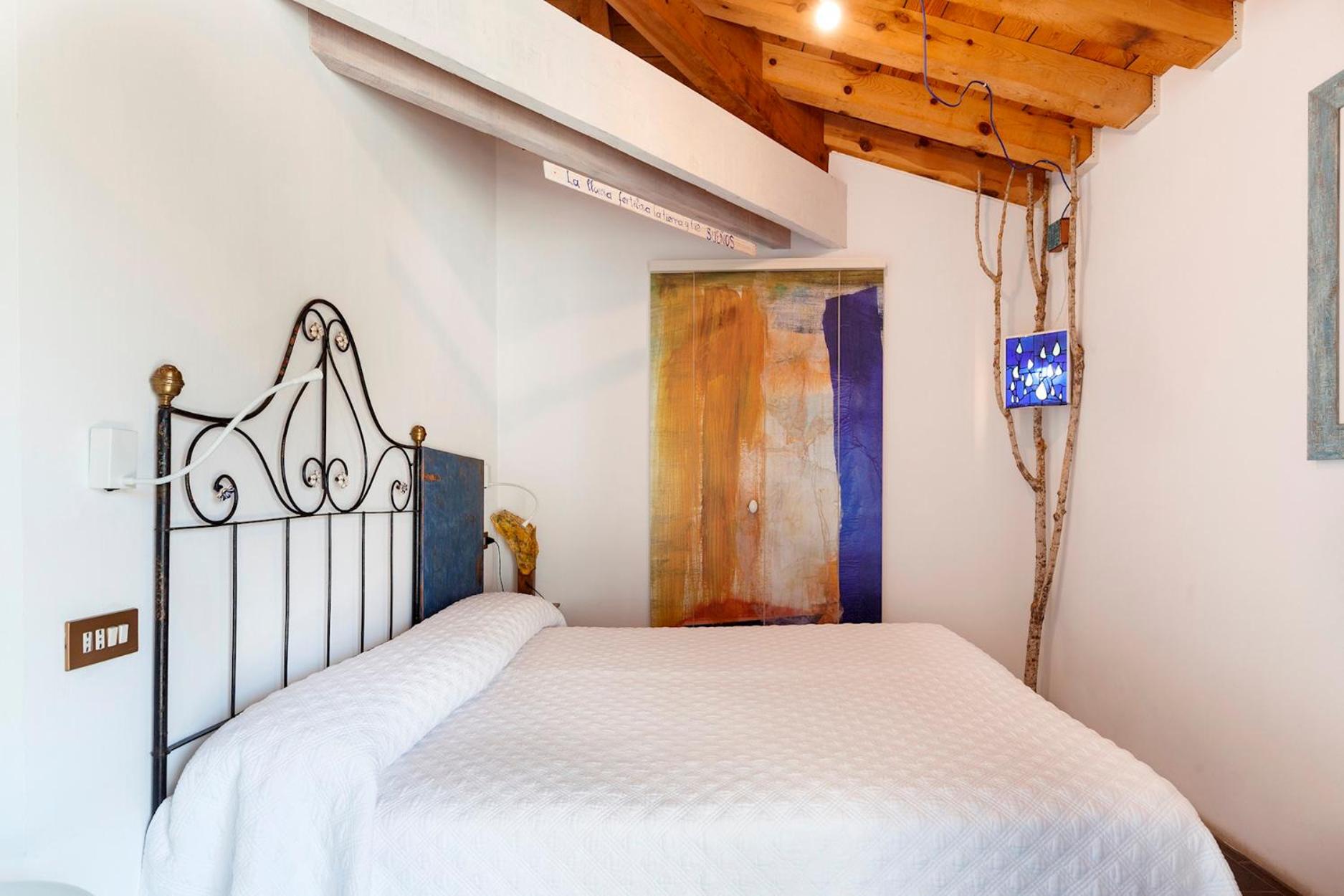 Casa Fumanal - Unique Property for up to 24