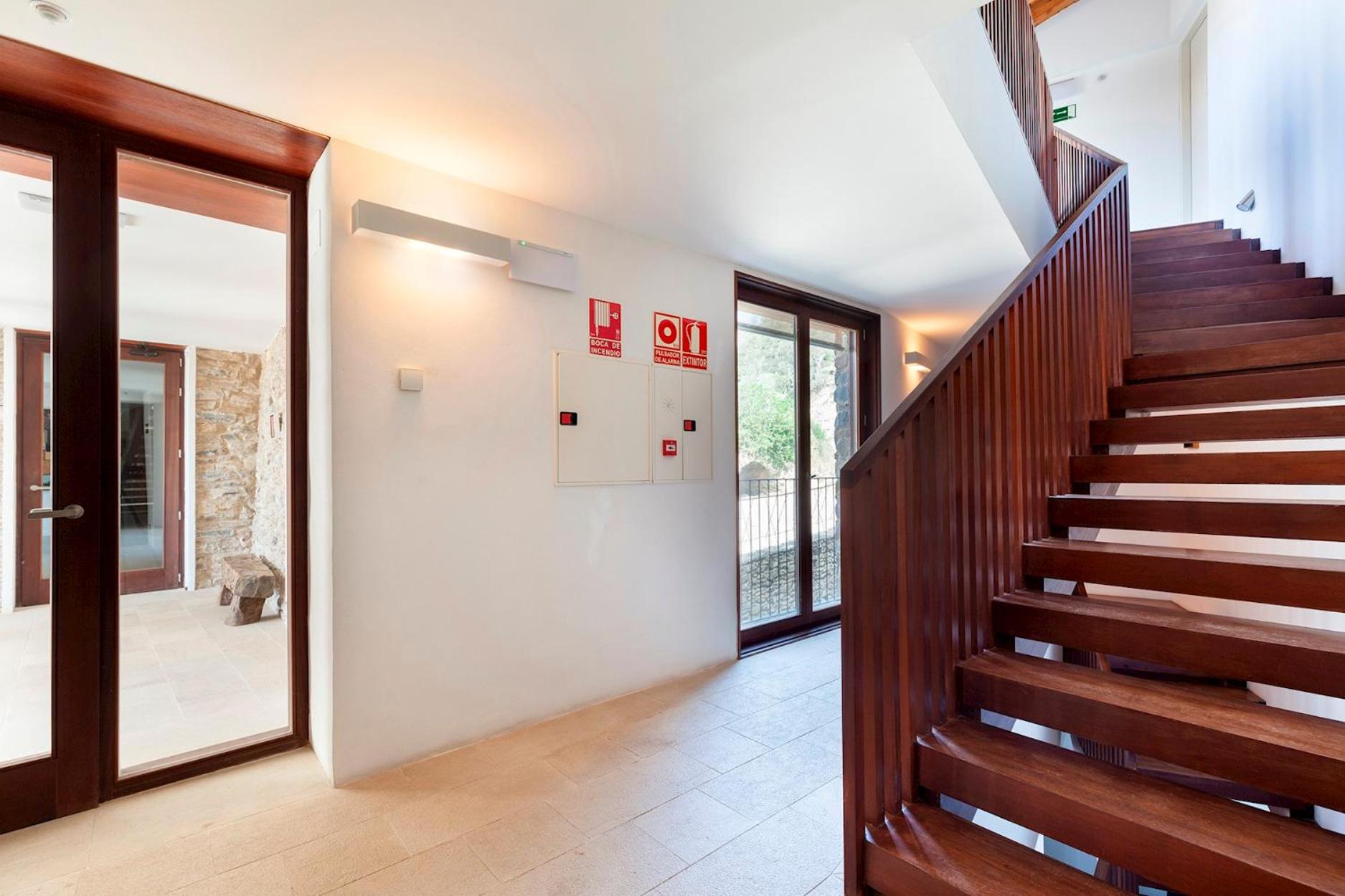 Casa Fumanal - Unique Property for up to 24