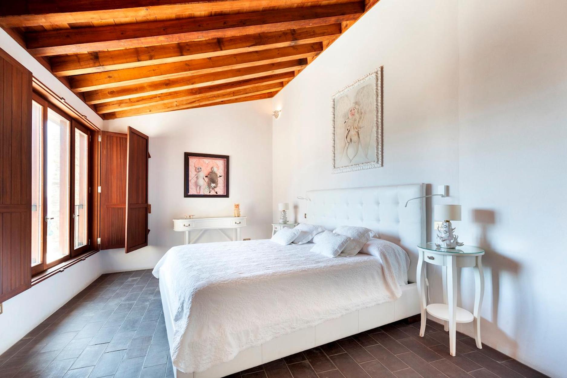 Casa Fumanal - Unique Property for up to 24