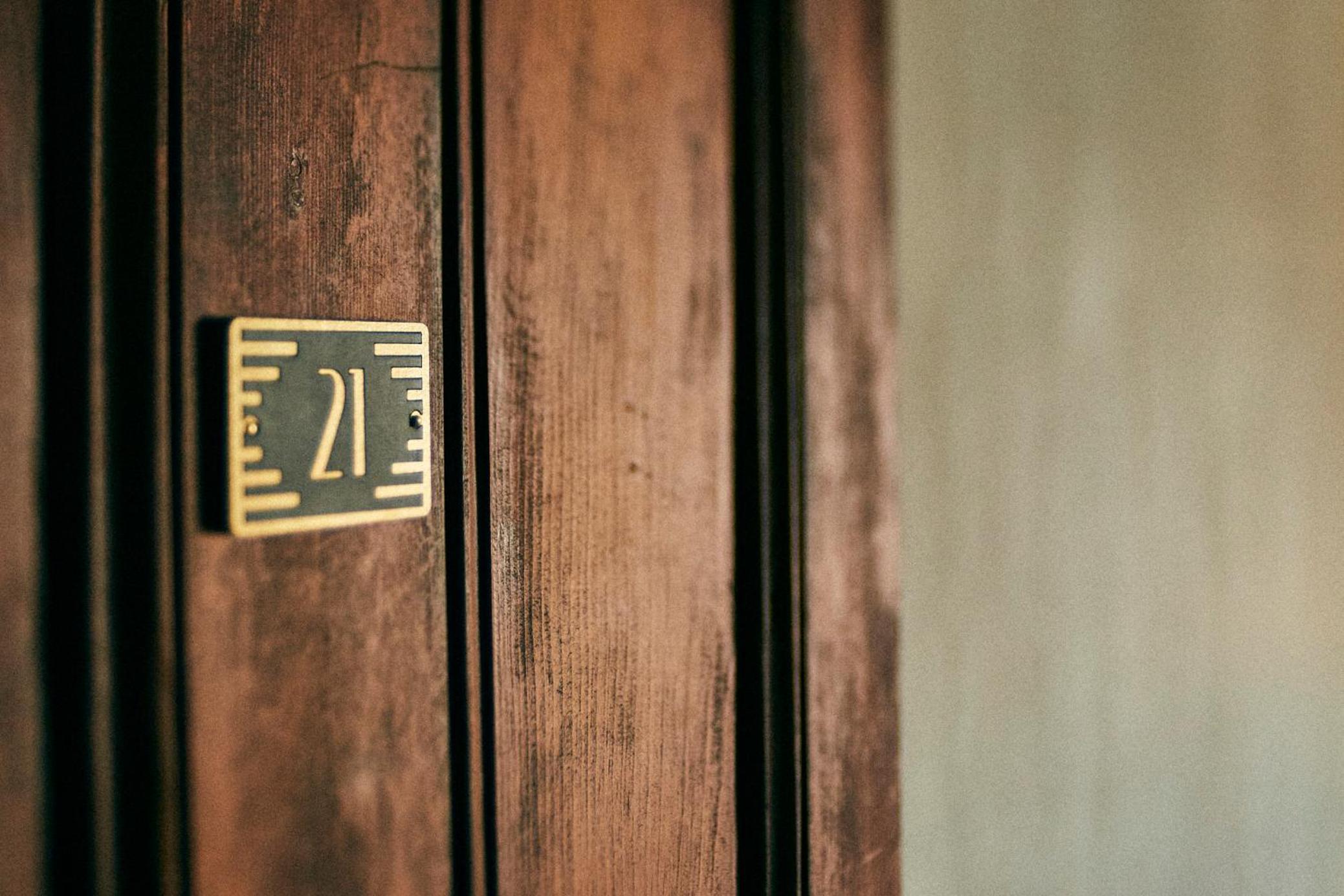 Crew's Quarters Boarding House - Caters to Men