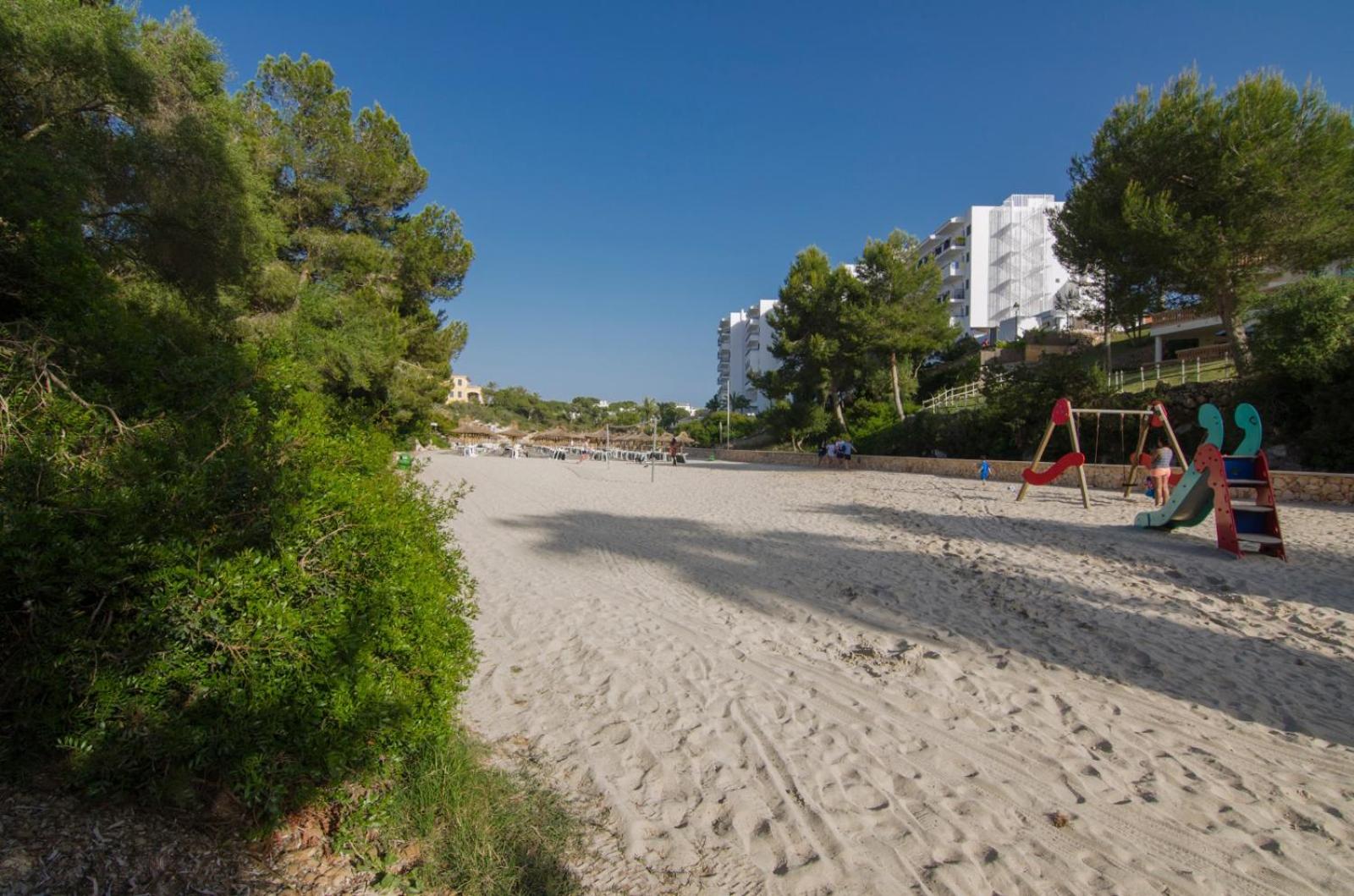 Apartments Residencial Cala Ferrera