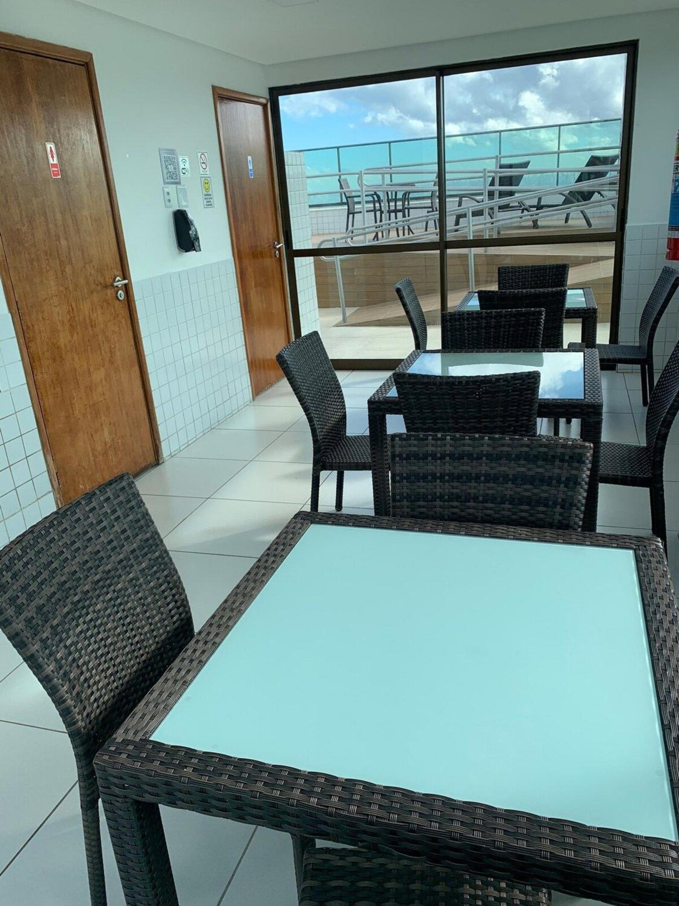 Flat localizado a 200m Shopping Recife, bem Perto da Praia de Boa Viagem e com Wi-Fi 400Mbps