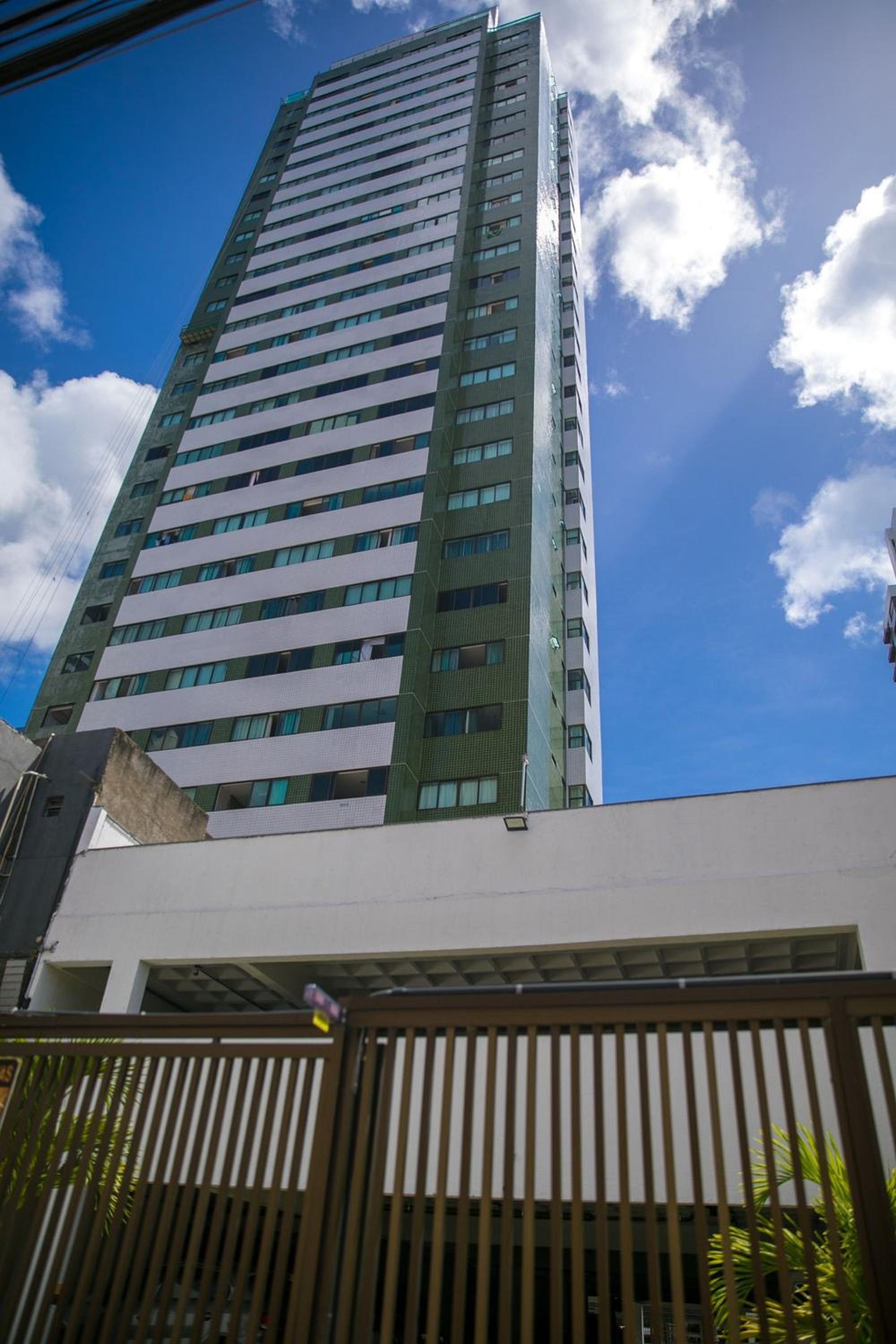 Flat localizado a 200m Shopping Recife, bem Perto da Praia de Boa Viagem e com Wi-Fi 400Mbps