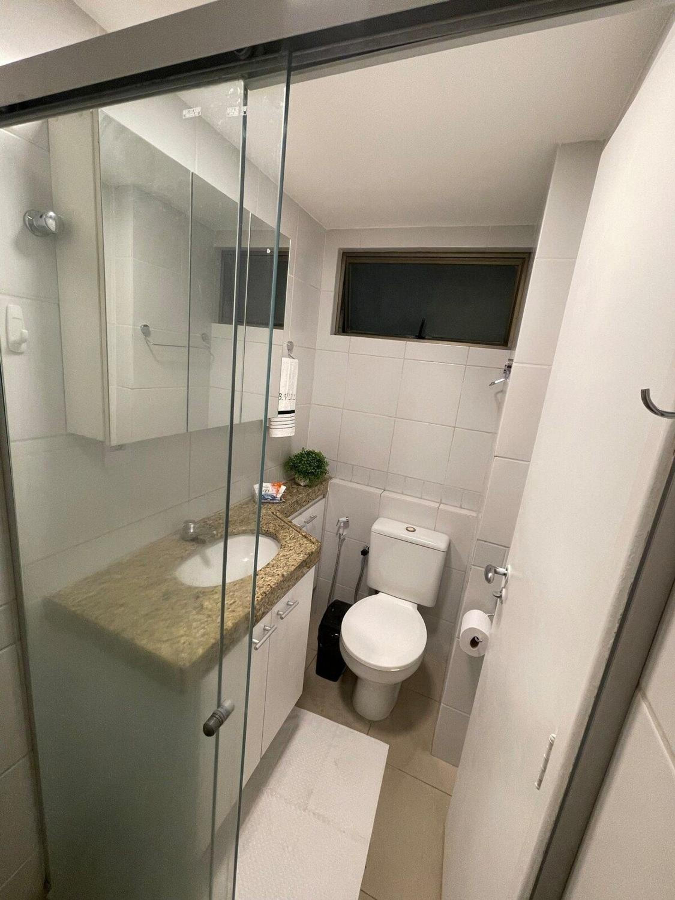Flat Quarto e Sala, 400 metros da Praia de Boa Viagem, com Piscina, Wi-Fi 220Mbps