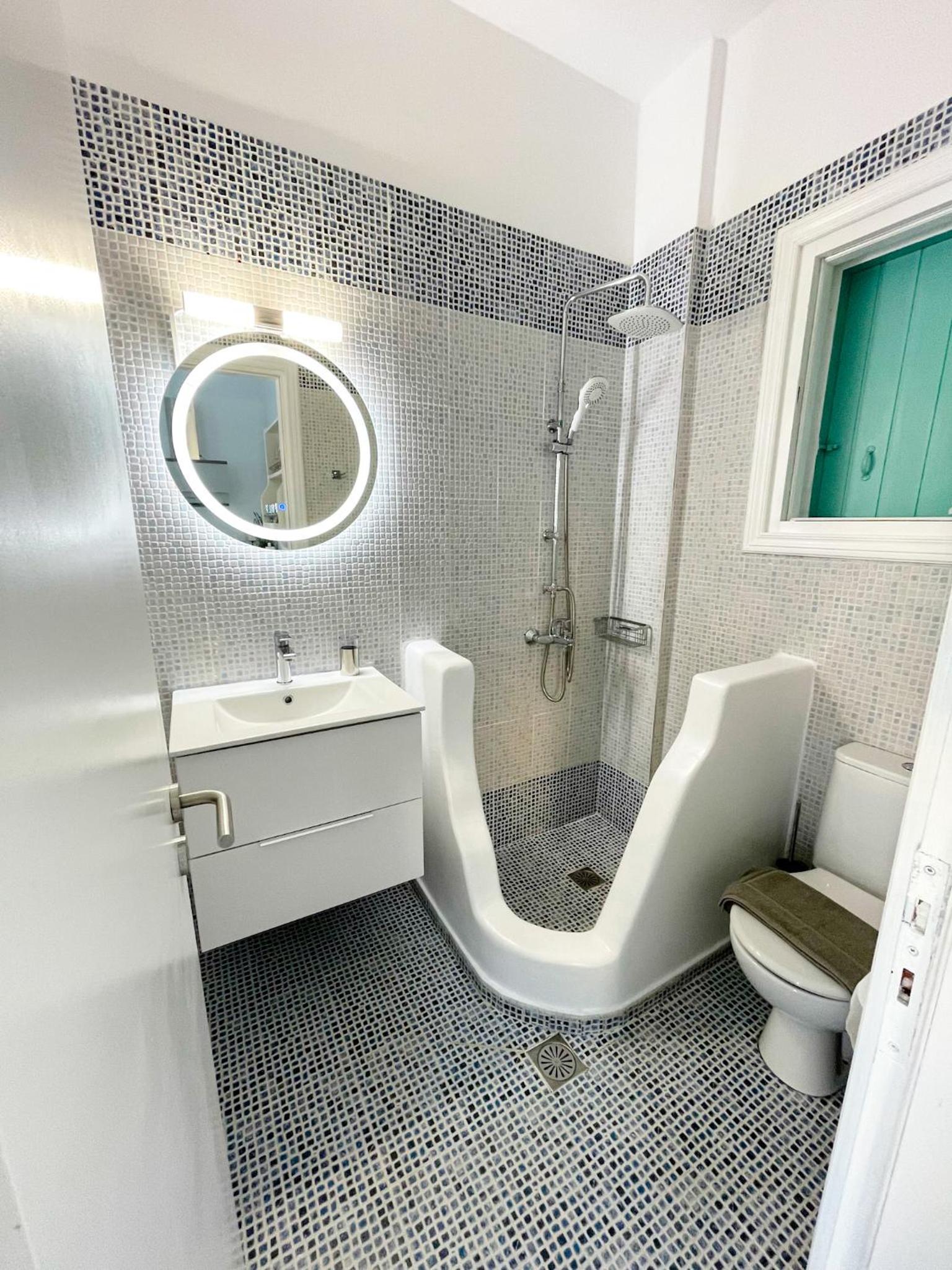 Twins Apartments