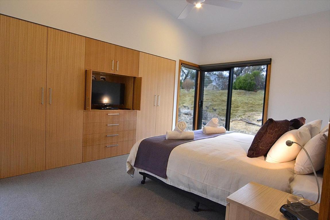 Oaks Lake Crackenback Resort