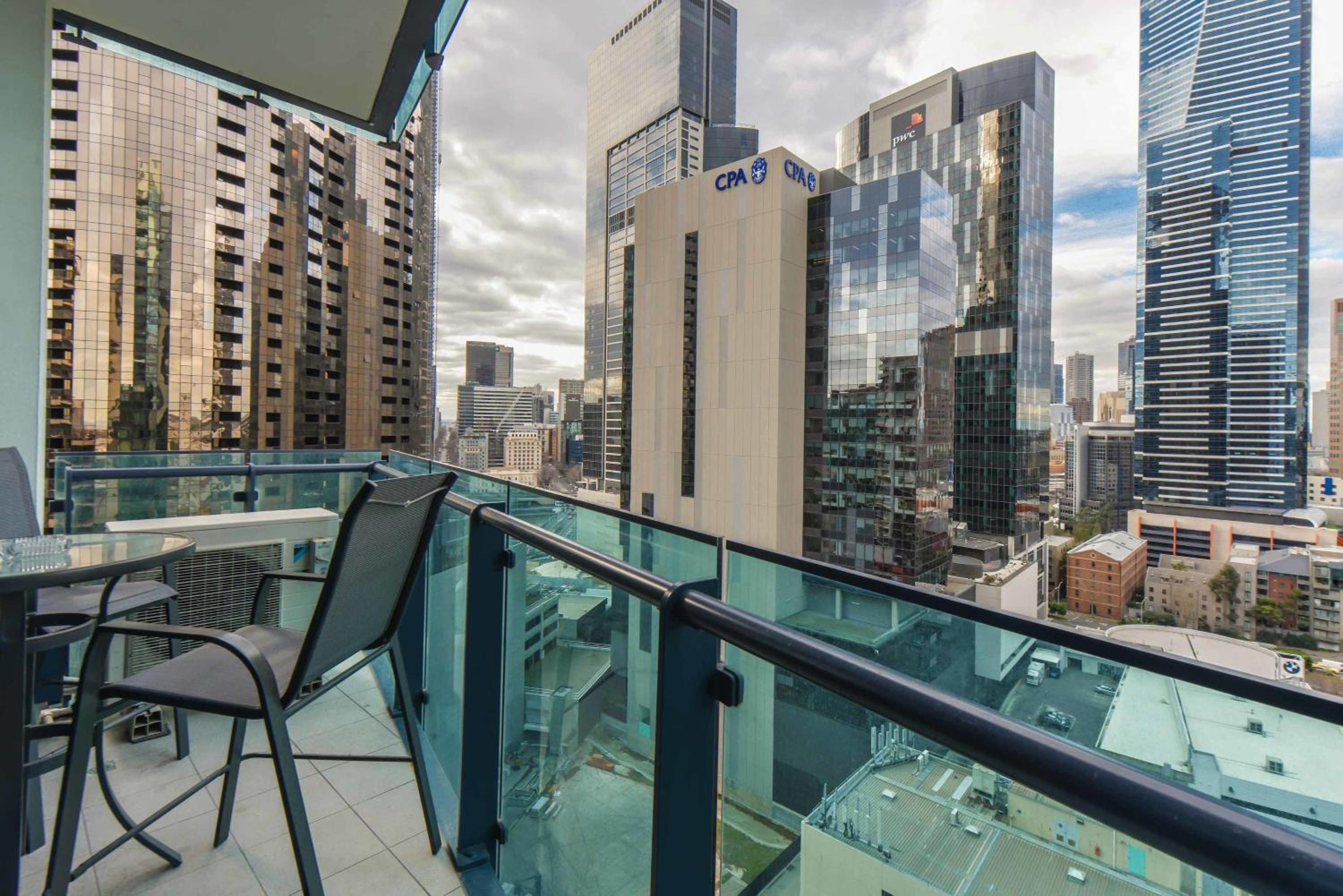 StayCentral - Cityviews on City Road Southbank