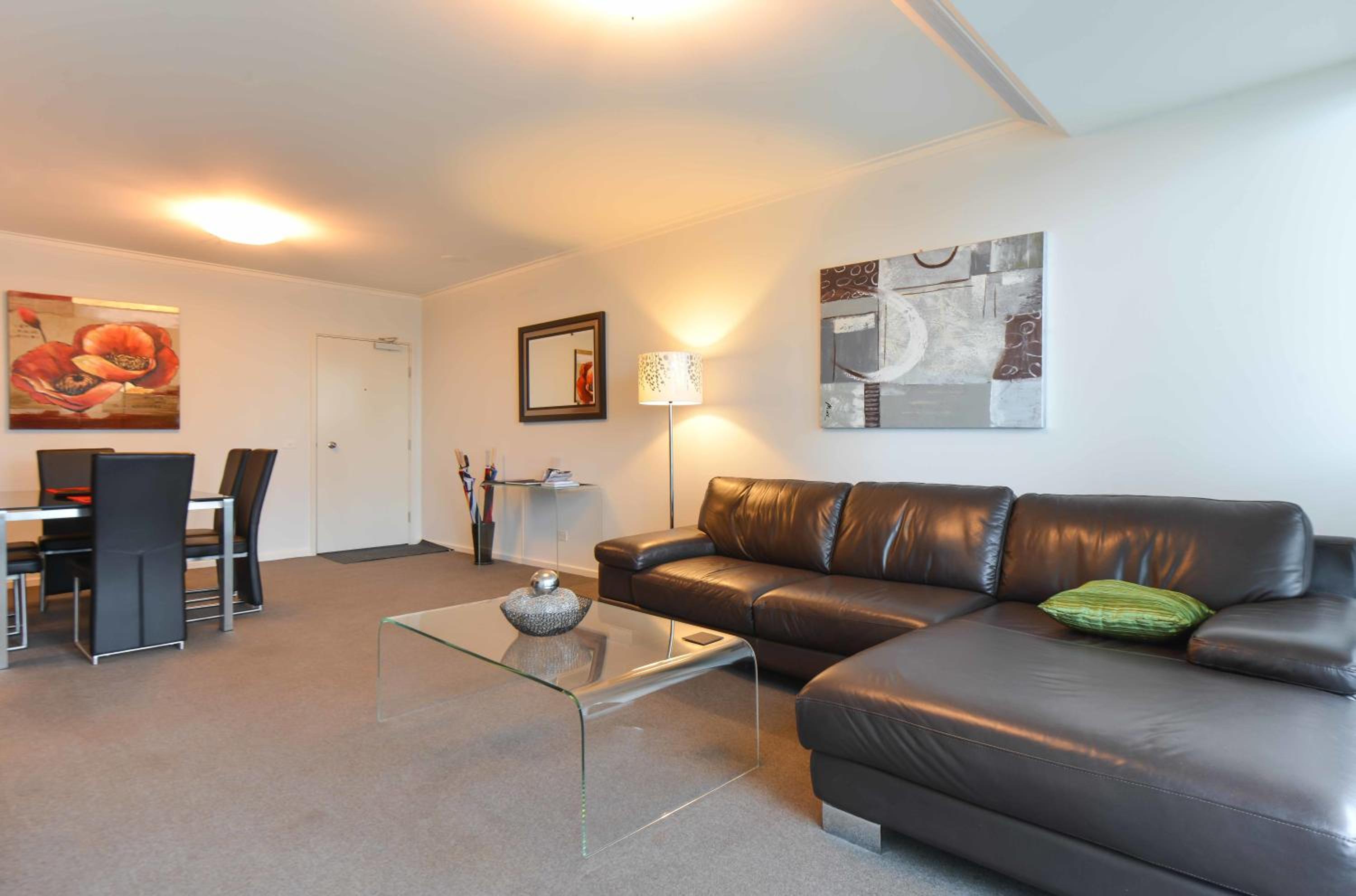 StayCentral - Cityviews on City Road Southbank