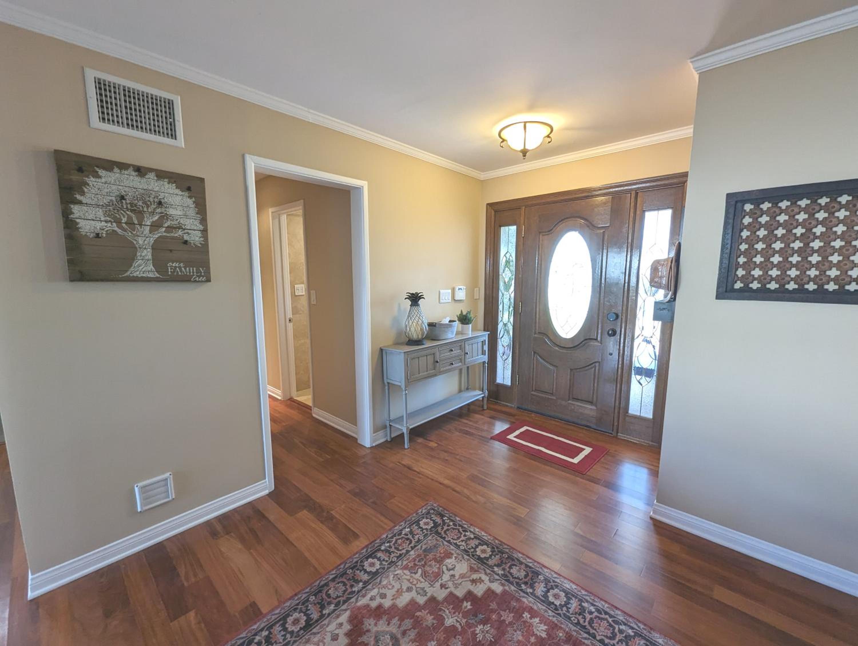 4 BR Encino Home w/ Amazing Yard, Near Everything - Property Image 79