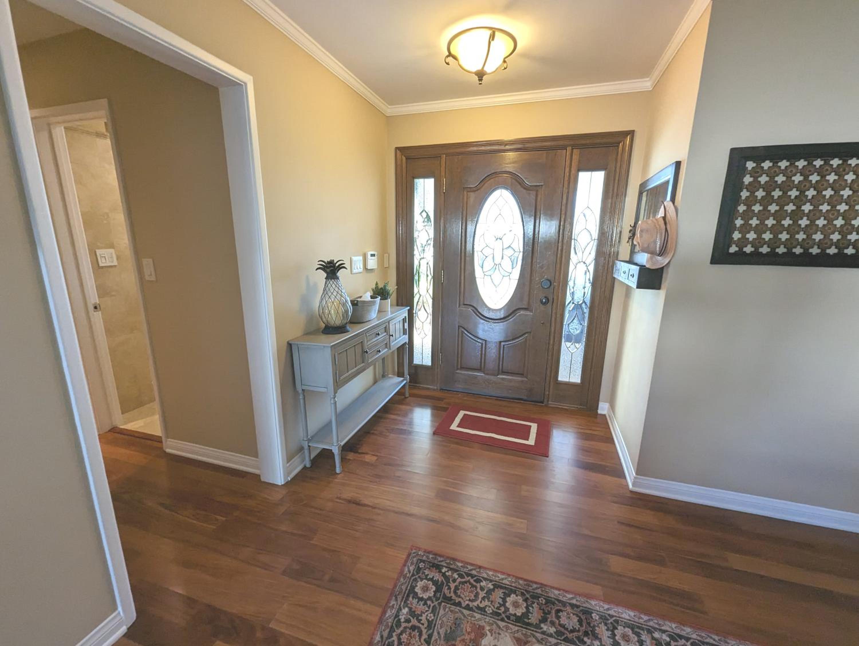 4 BR Encino Home w/ Amazing Yard, Near Everything - Property Image 80