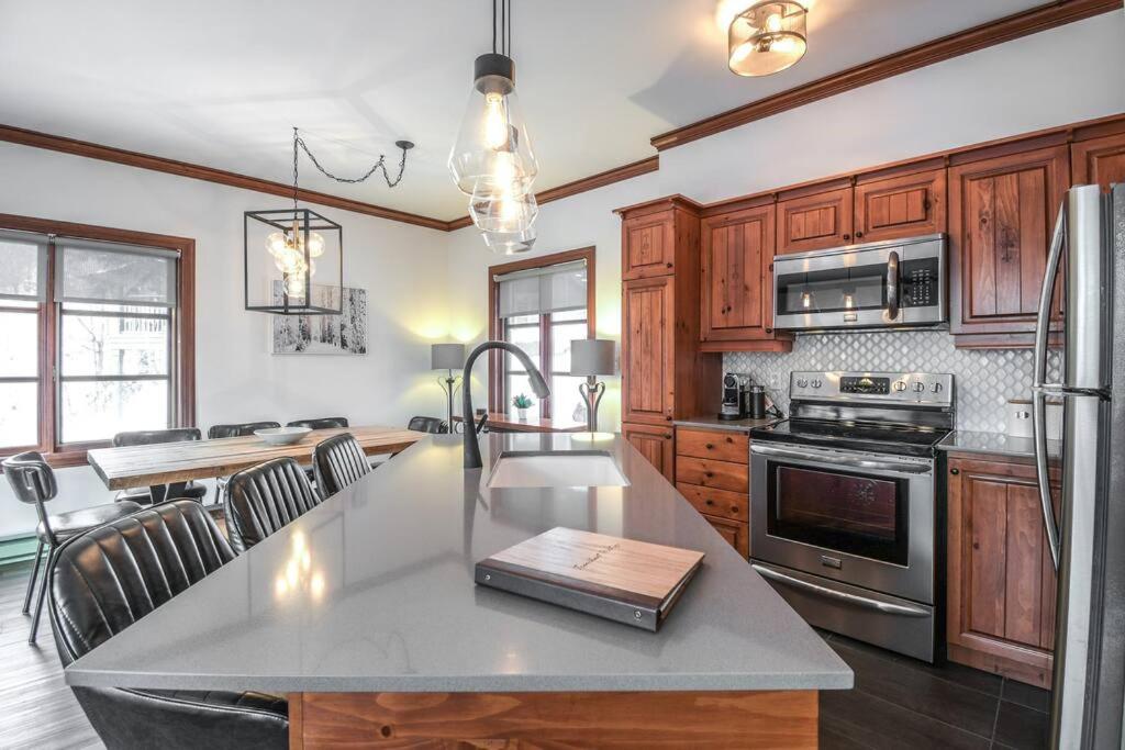Tremblant Prestige - Plateau 230-3