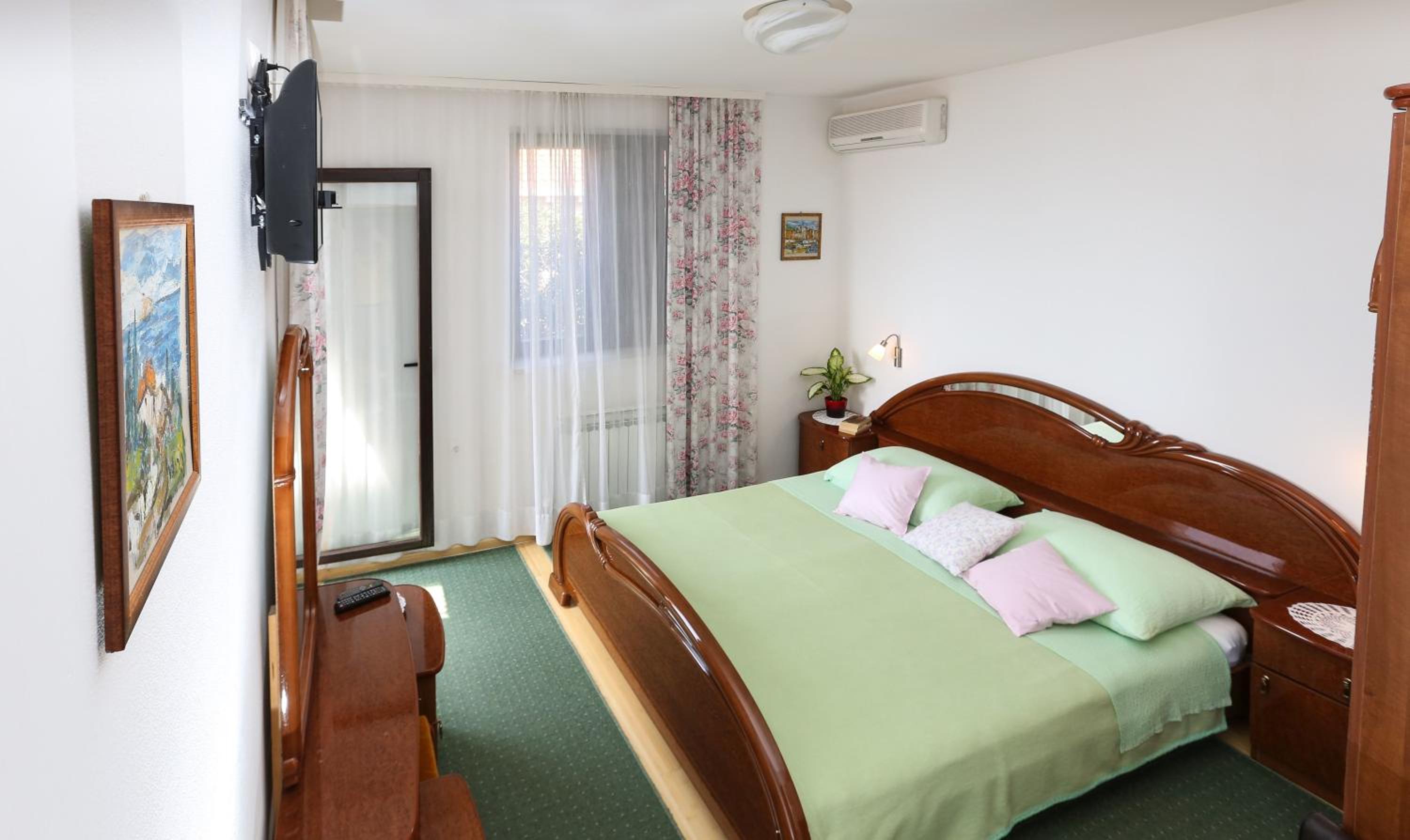Rooms Cvetka