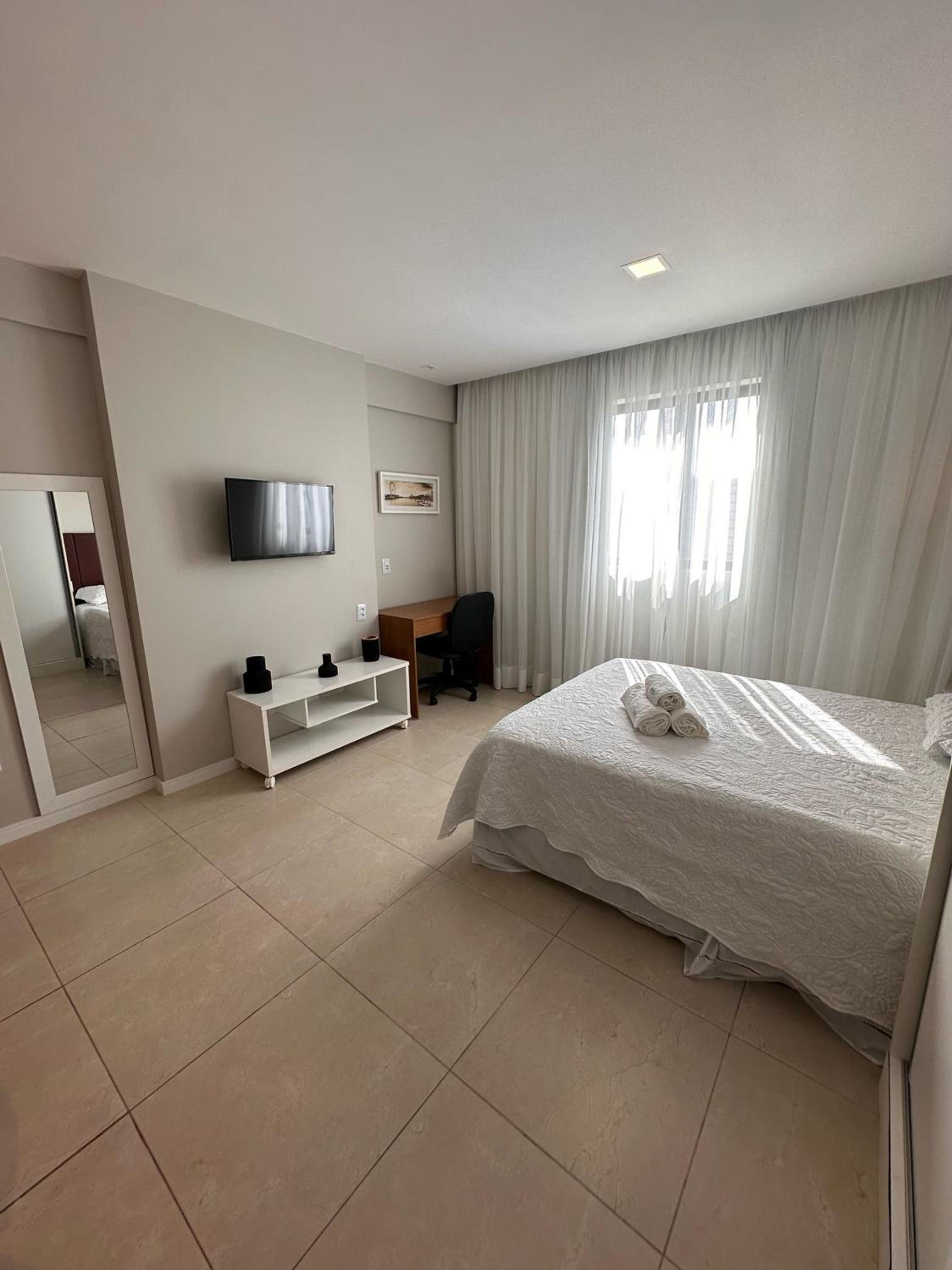 Flat localizado a 200m Shopping Recife, bem Perto da Praia de Boa Viagem e com Wi-Fi 400Mbps