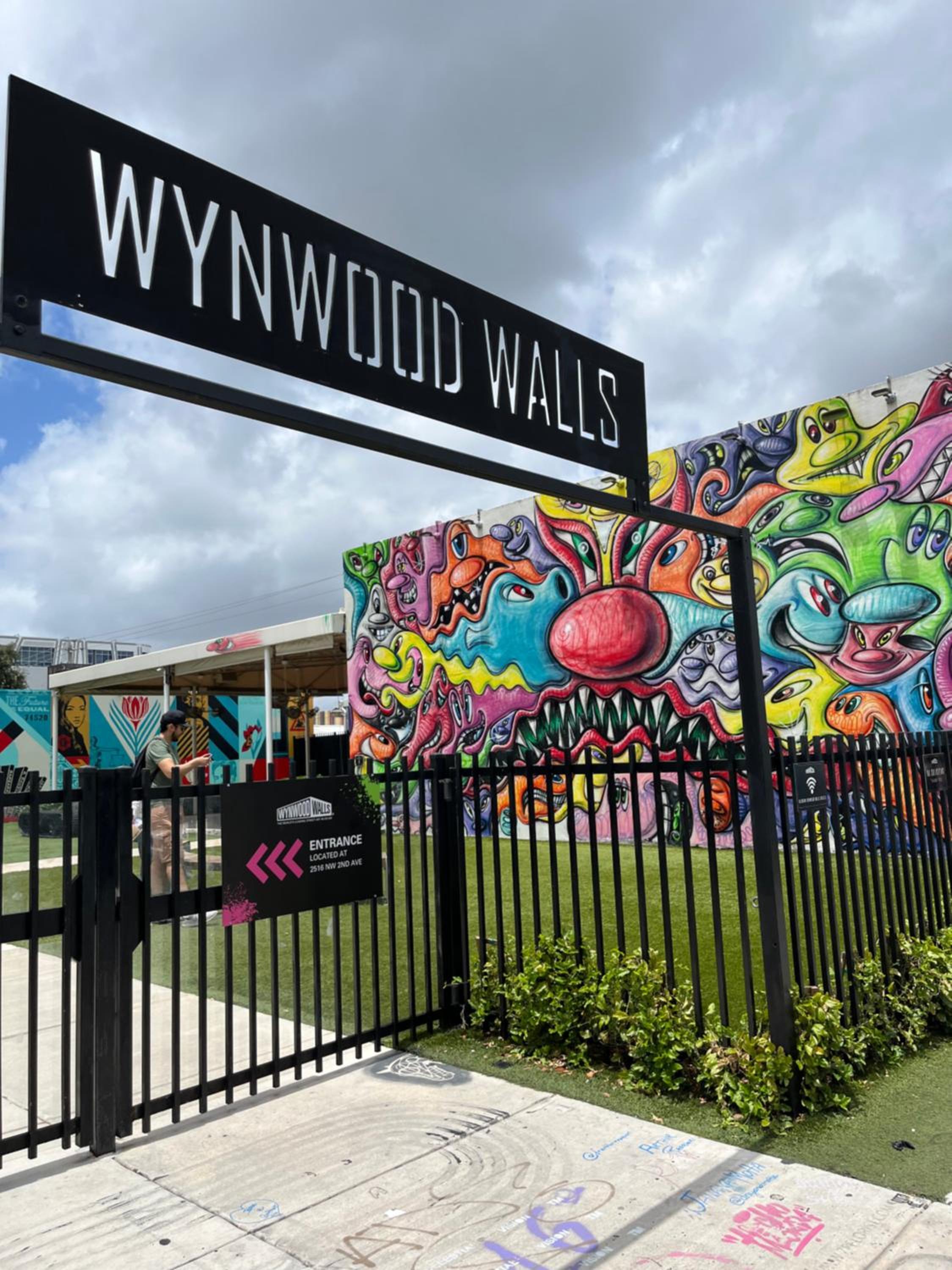 Stunning Little Havana Suites Close to airport, Calle Ocho, Brickell, Wynwood and the Beaches - Free Parking