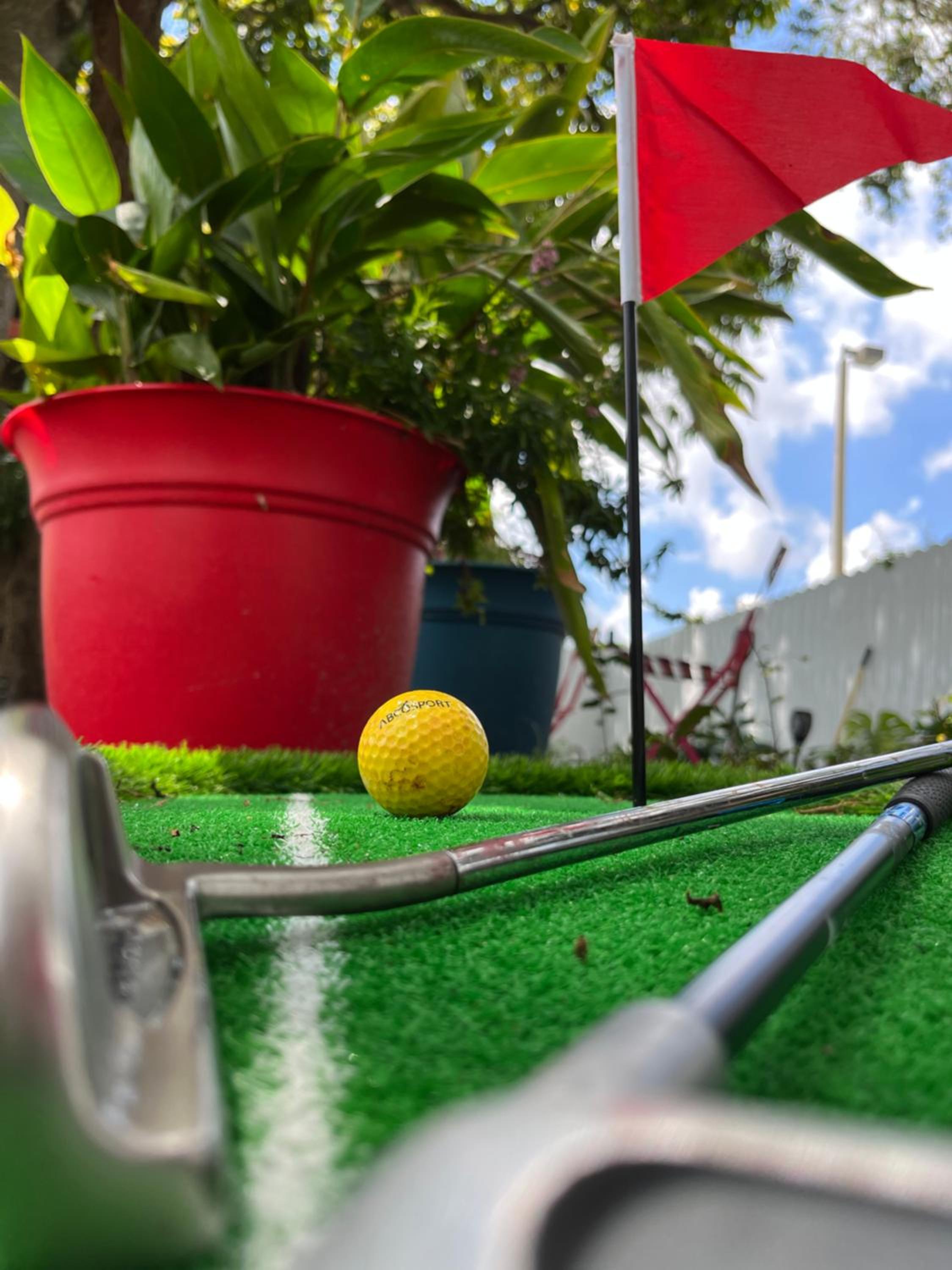 Stunning Little Havana Suites Close to airport, Calle Ocho, Brickell, Wynwood and the Beaches - Free Parking
