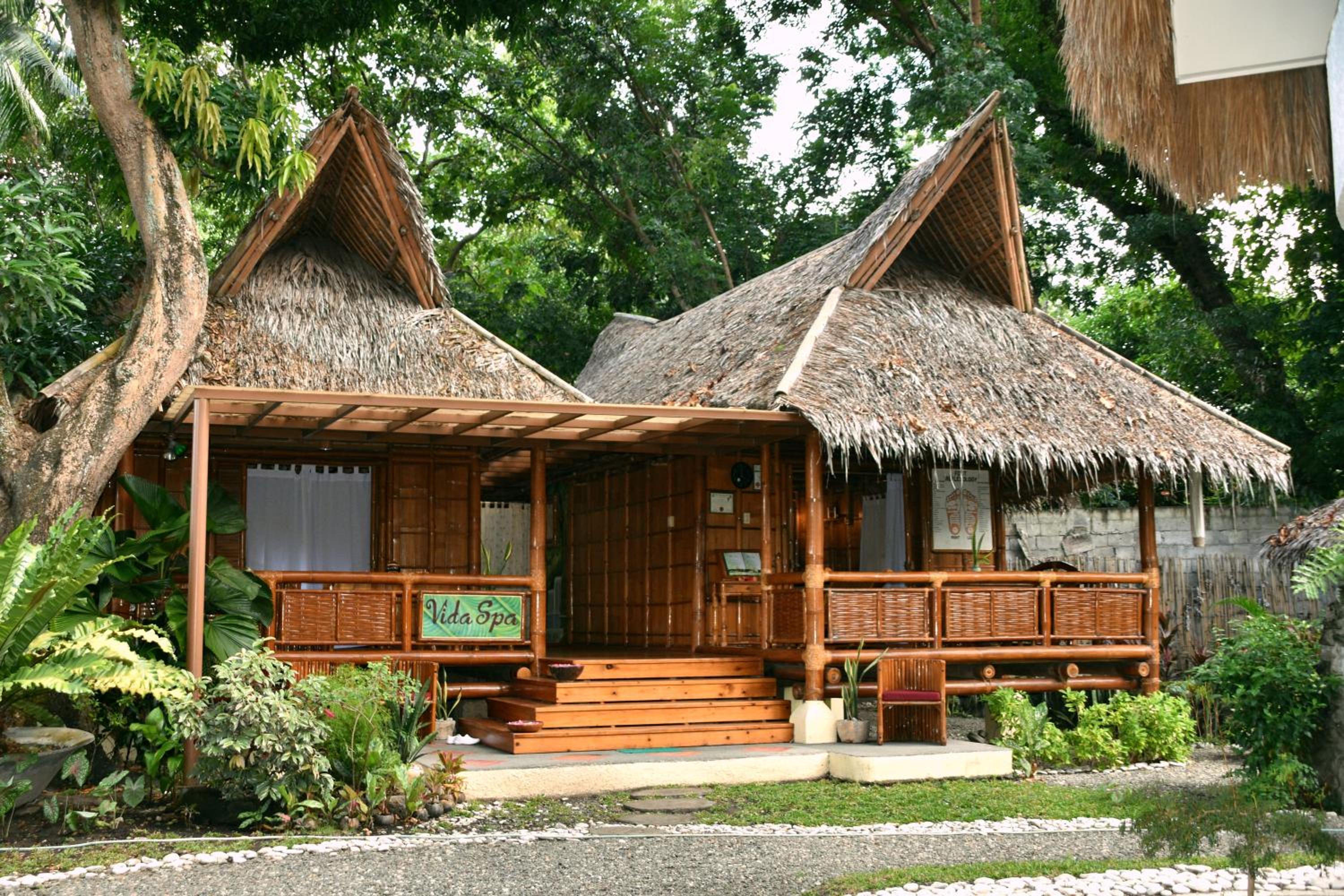 Vida Homes Condo Resort