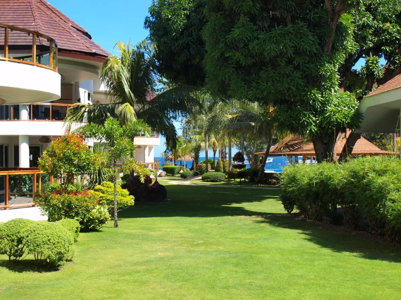 Vida Homes Condo Resort