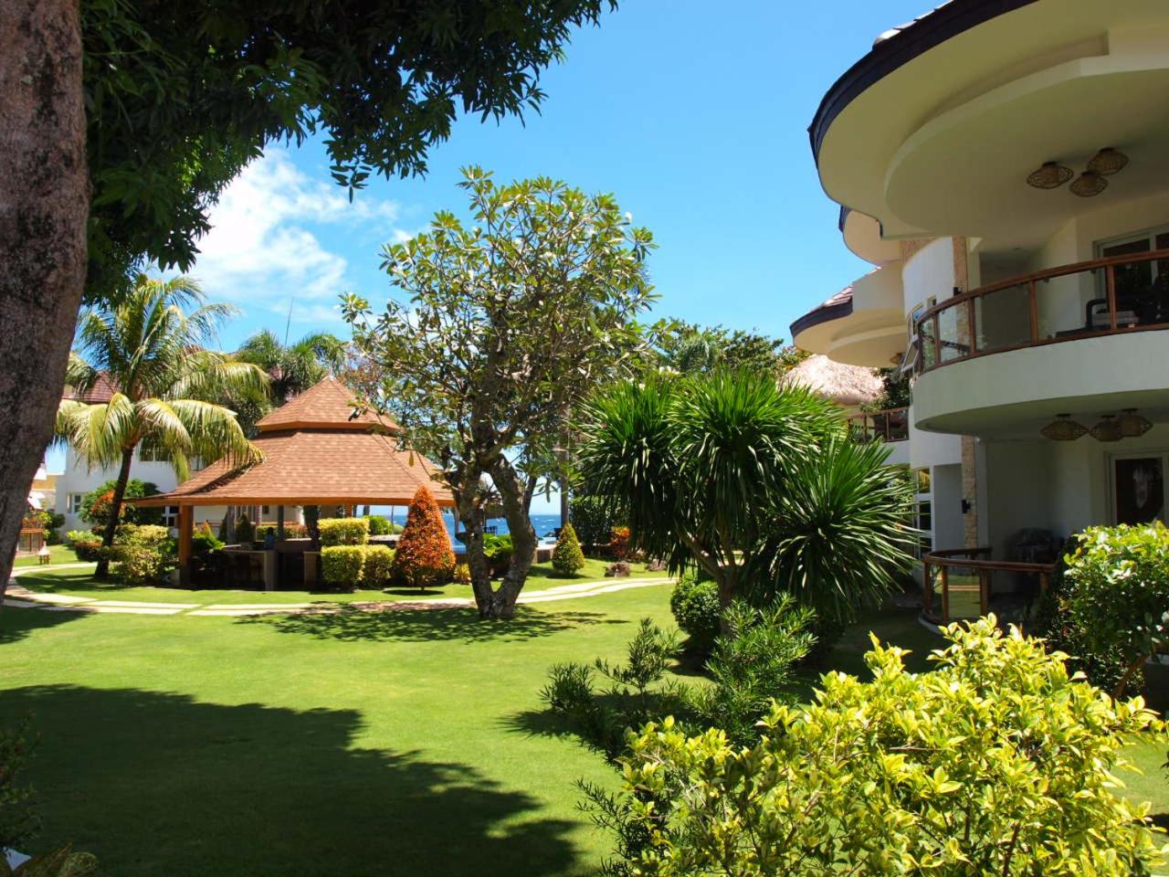 Vida Homes Condo Resort