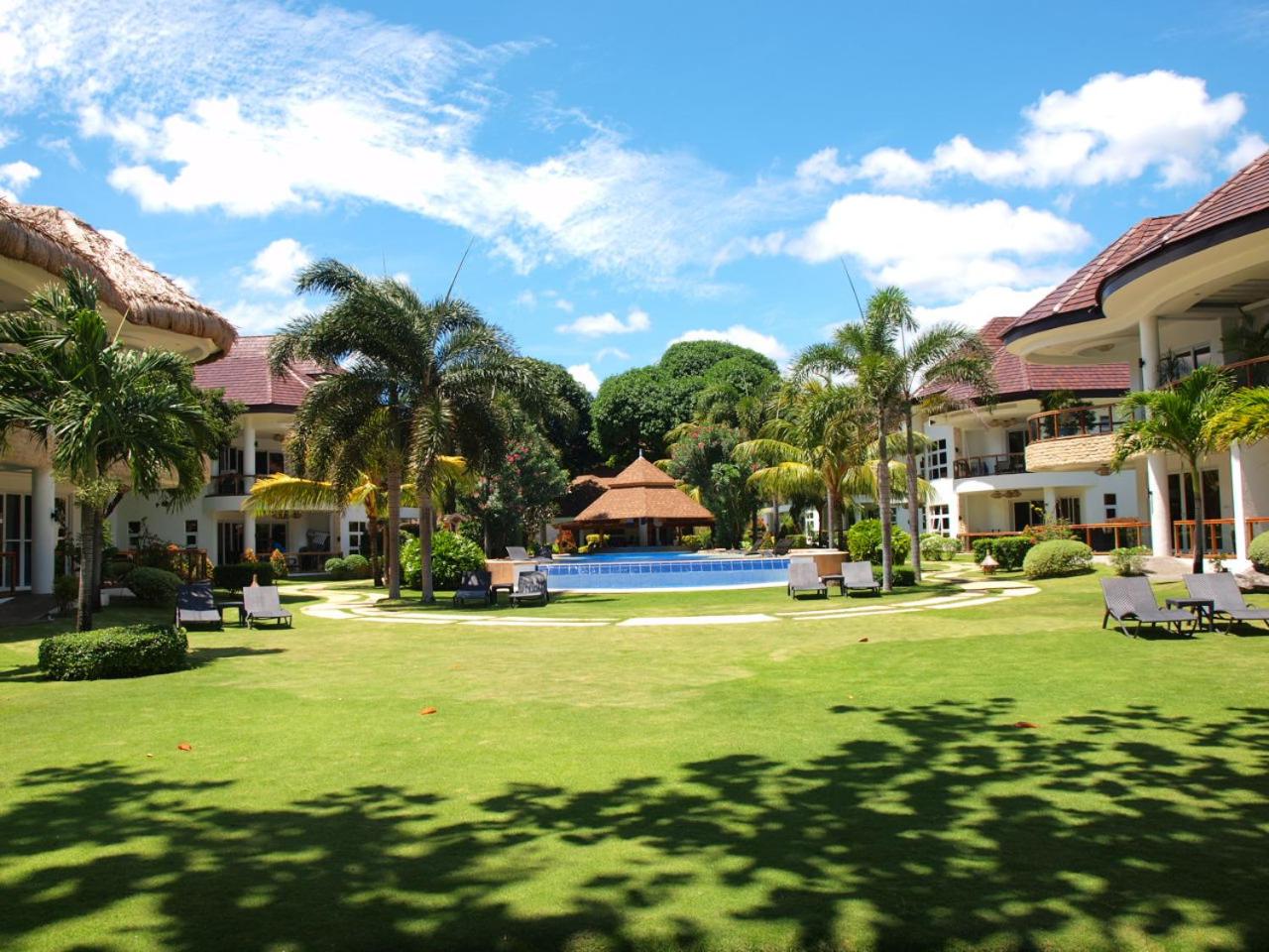 Vida Homes Condo Resort