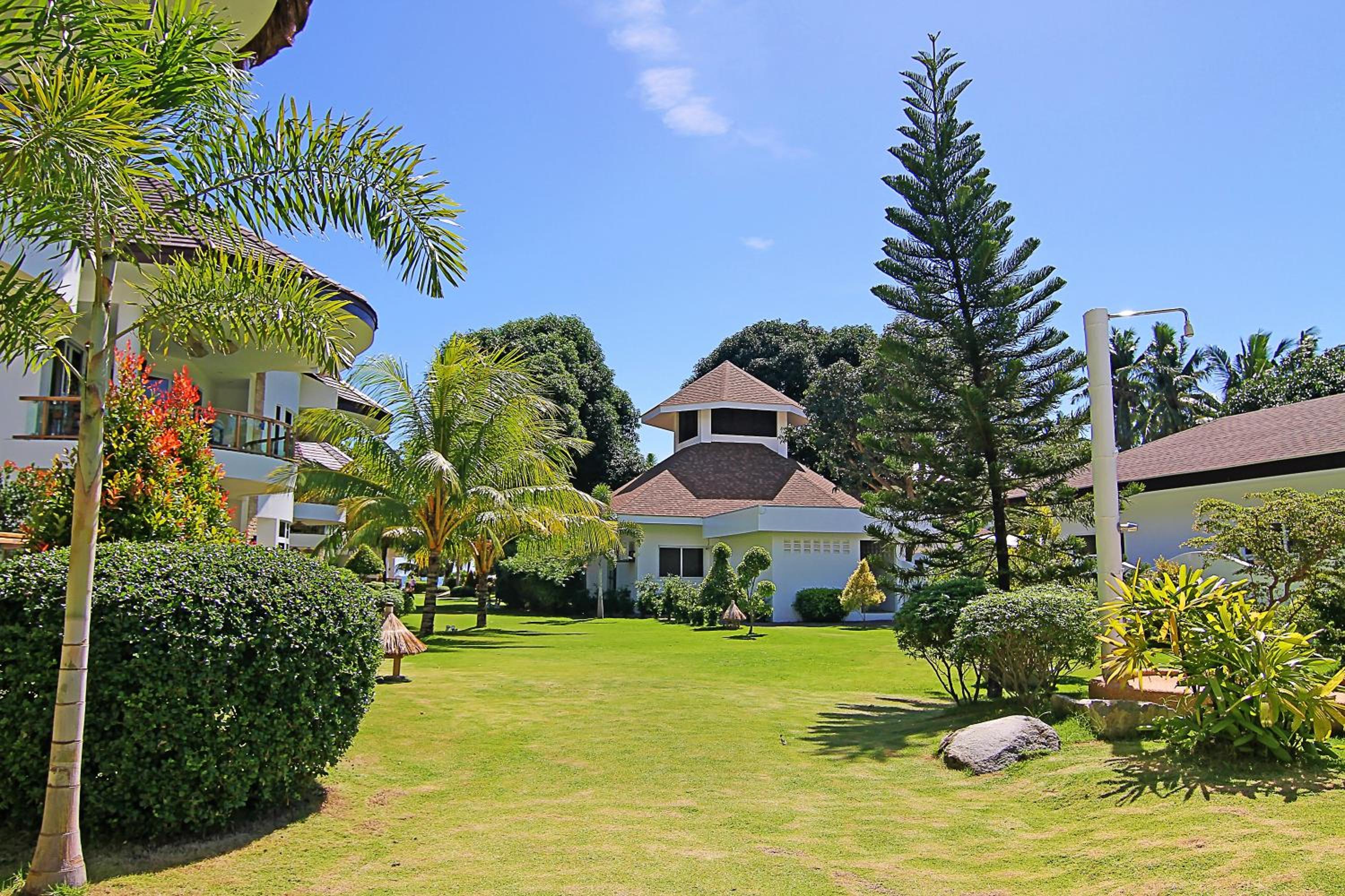 Vida Homes Condo Resort