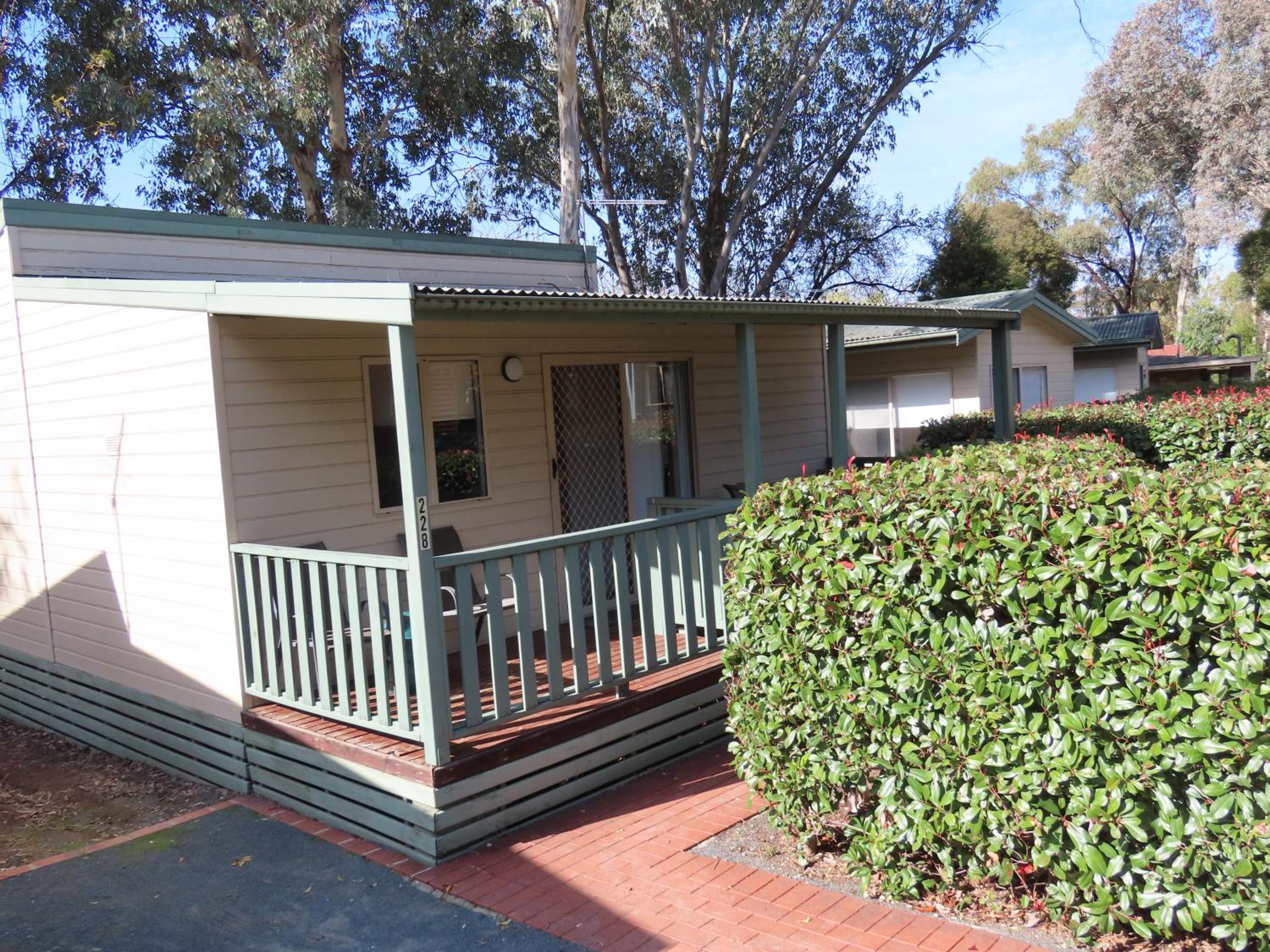 Albury Gardens Tourist Park