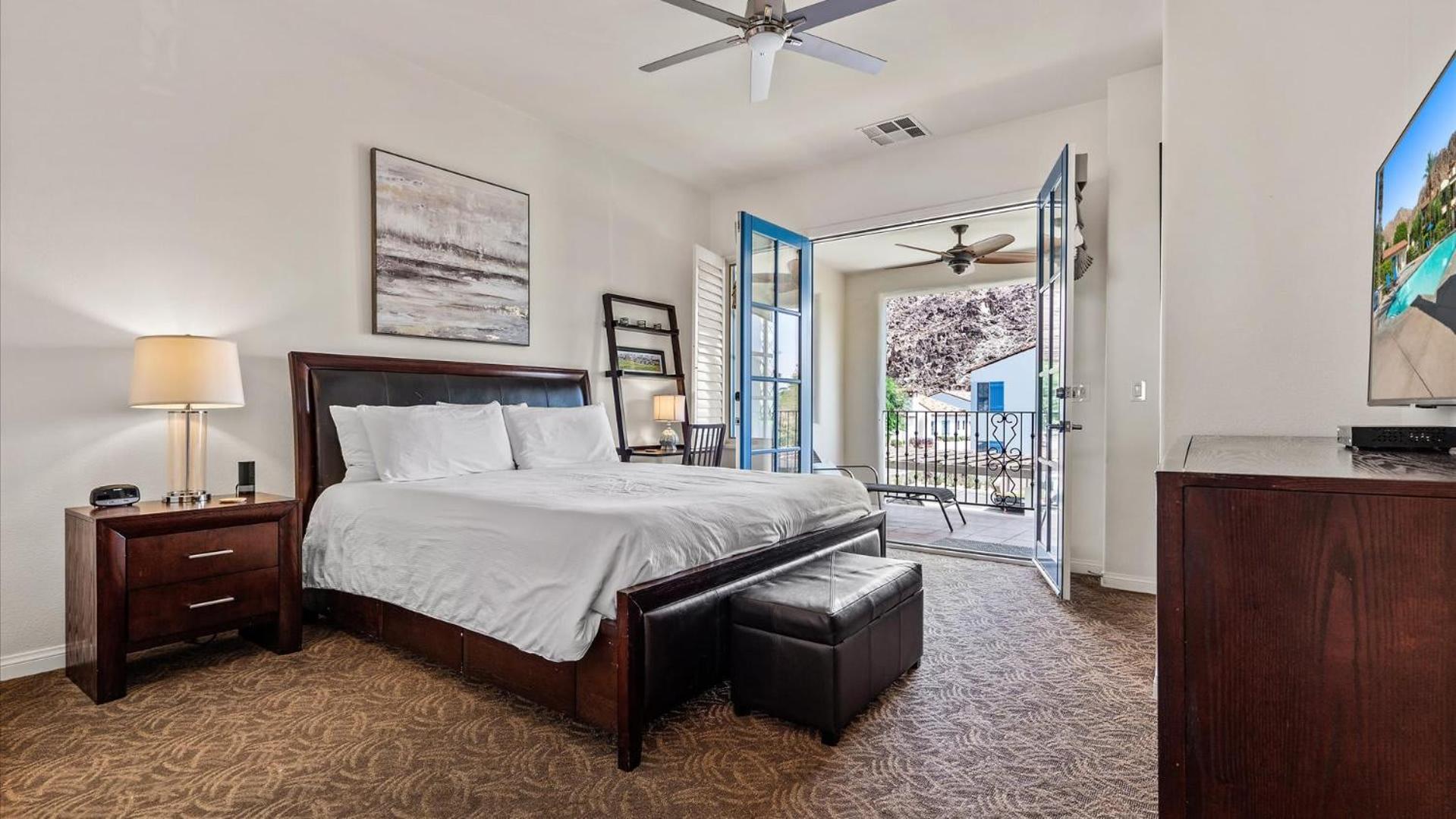 LV025 Airy Upstairs Studio with Mountain Views view 5