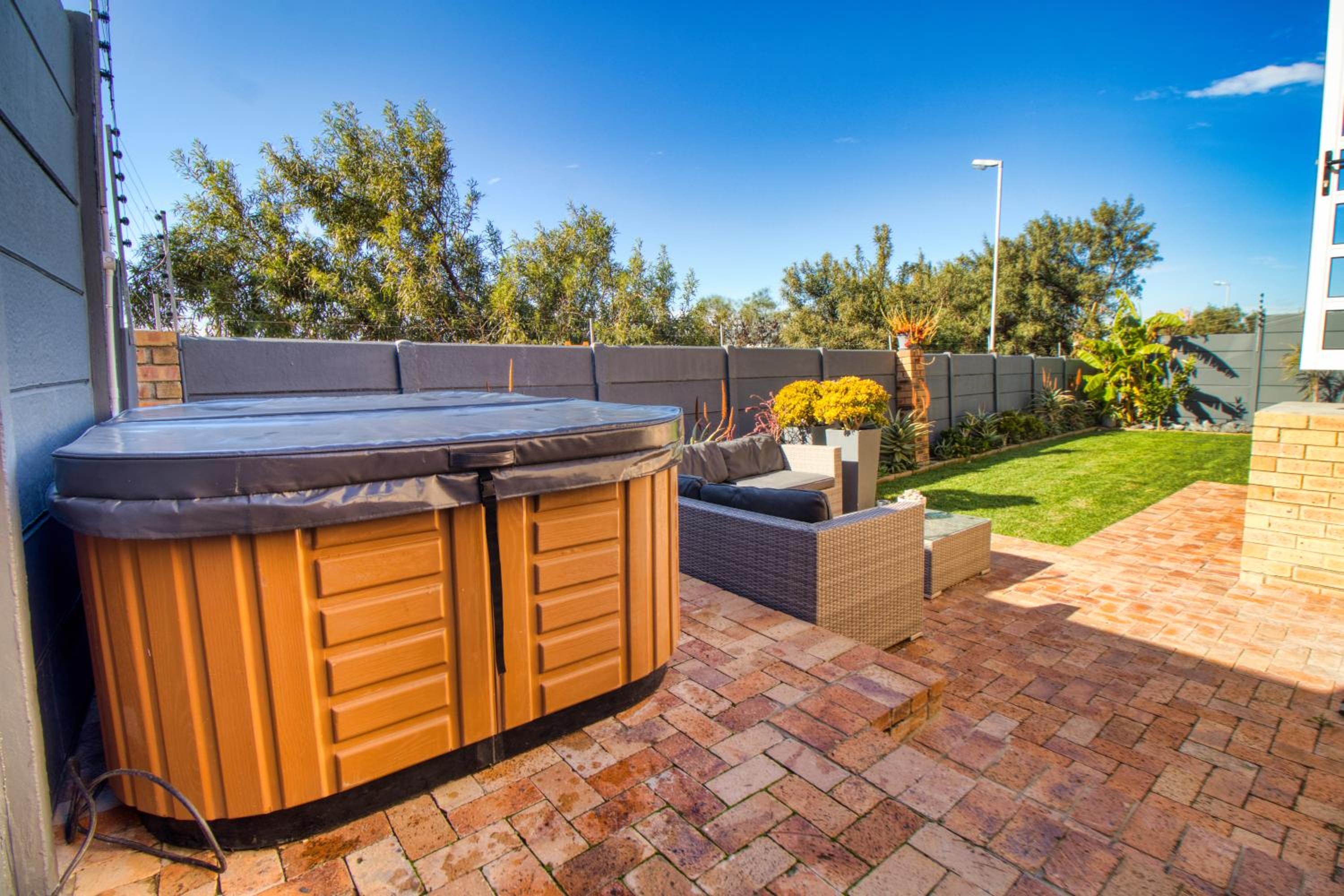 Magnificent Villa Load-Shedding Free! view 5