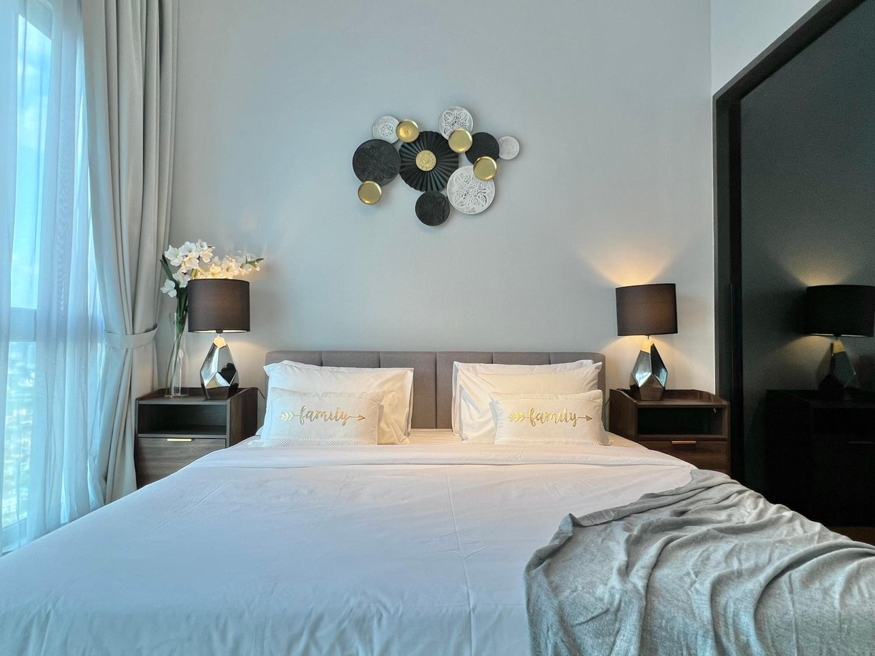 The LUXE By Infinitum by WSD