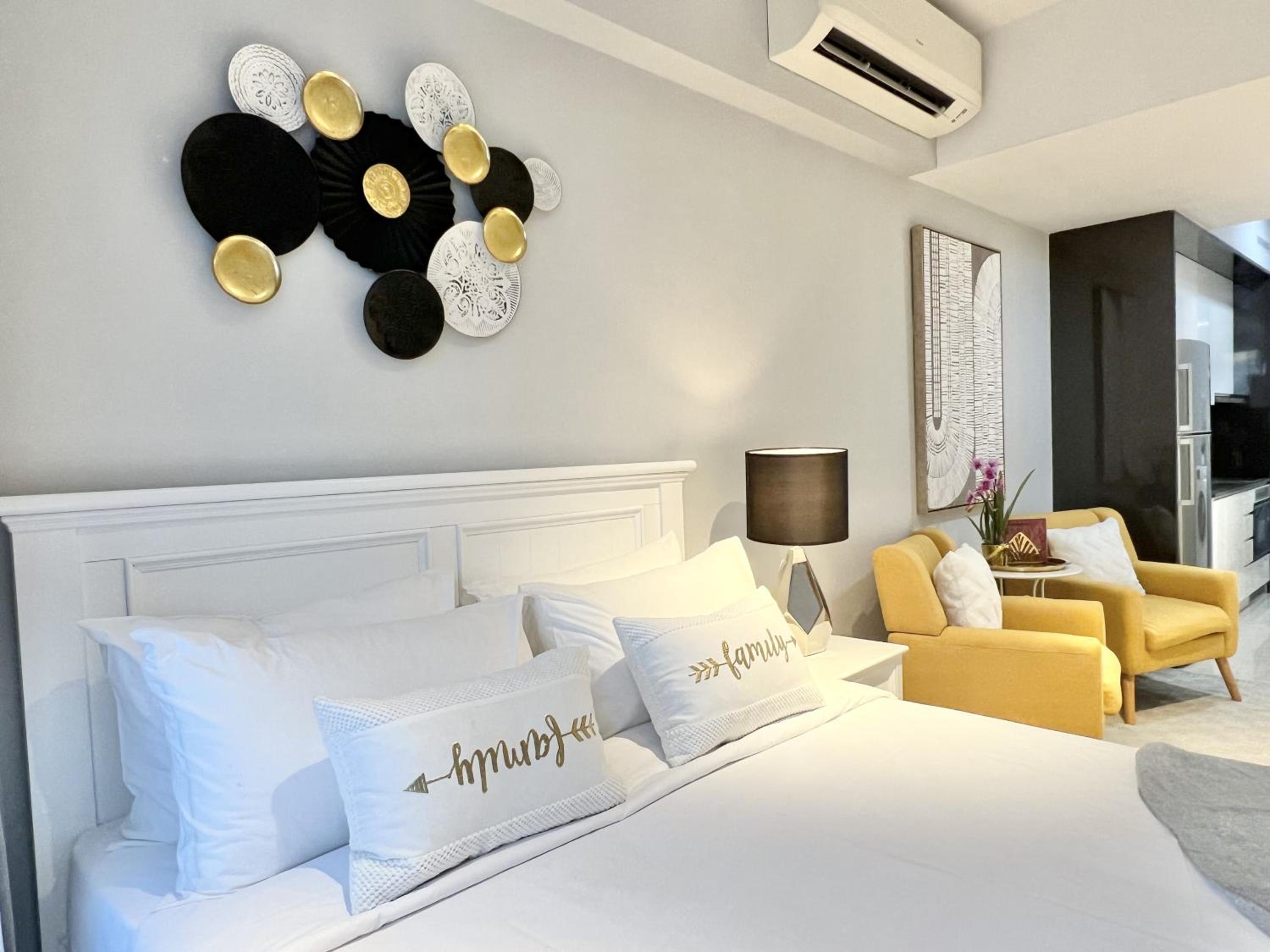 The LUXE By Infinitum by WSD