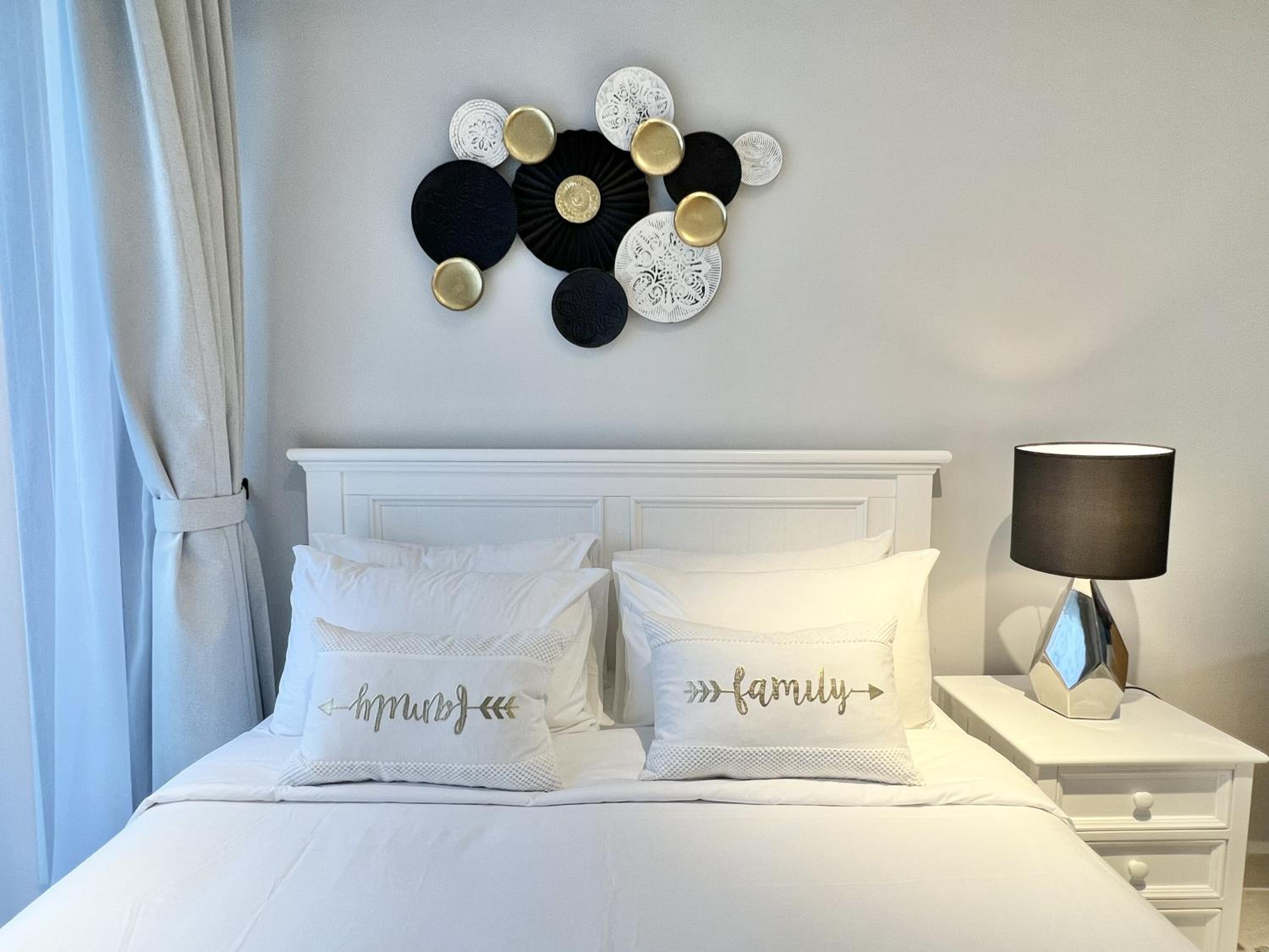 The LUXE By Infinitum by WSD