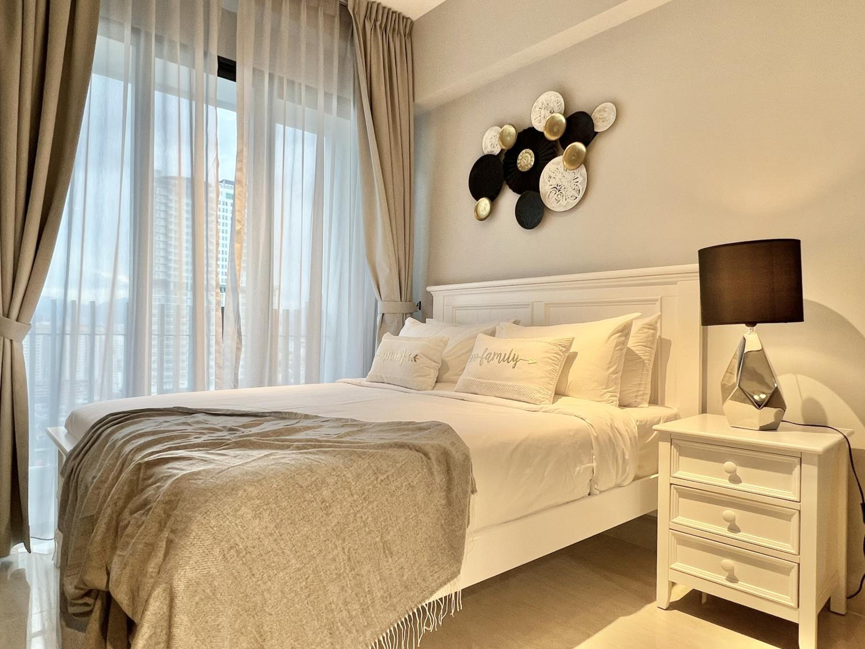 The LUXE By Infinitum by WSD