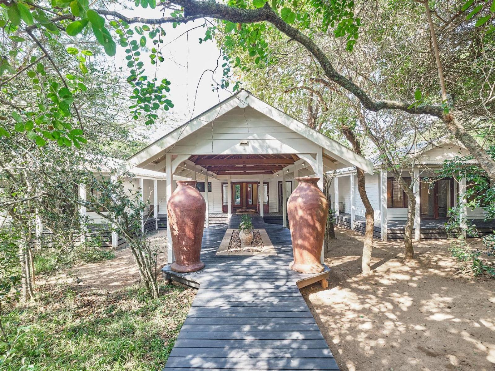 Hluhluwe Vacations - Nguni Lodge - Property Image 1