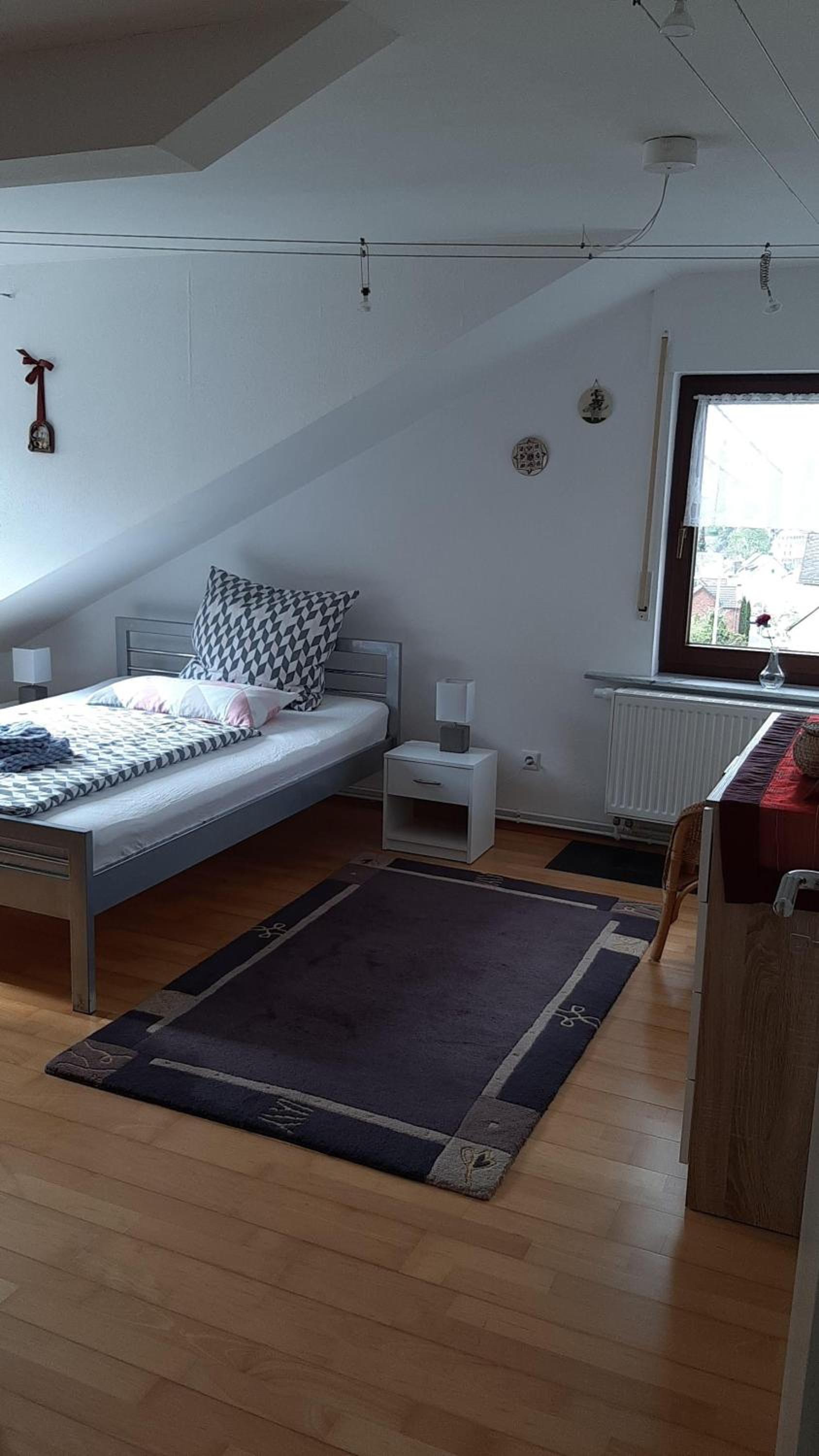 Photo 33