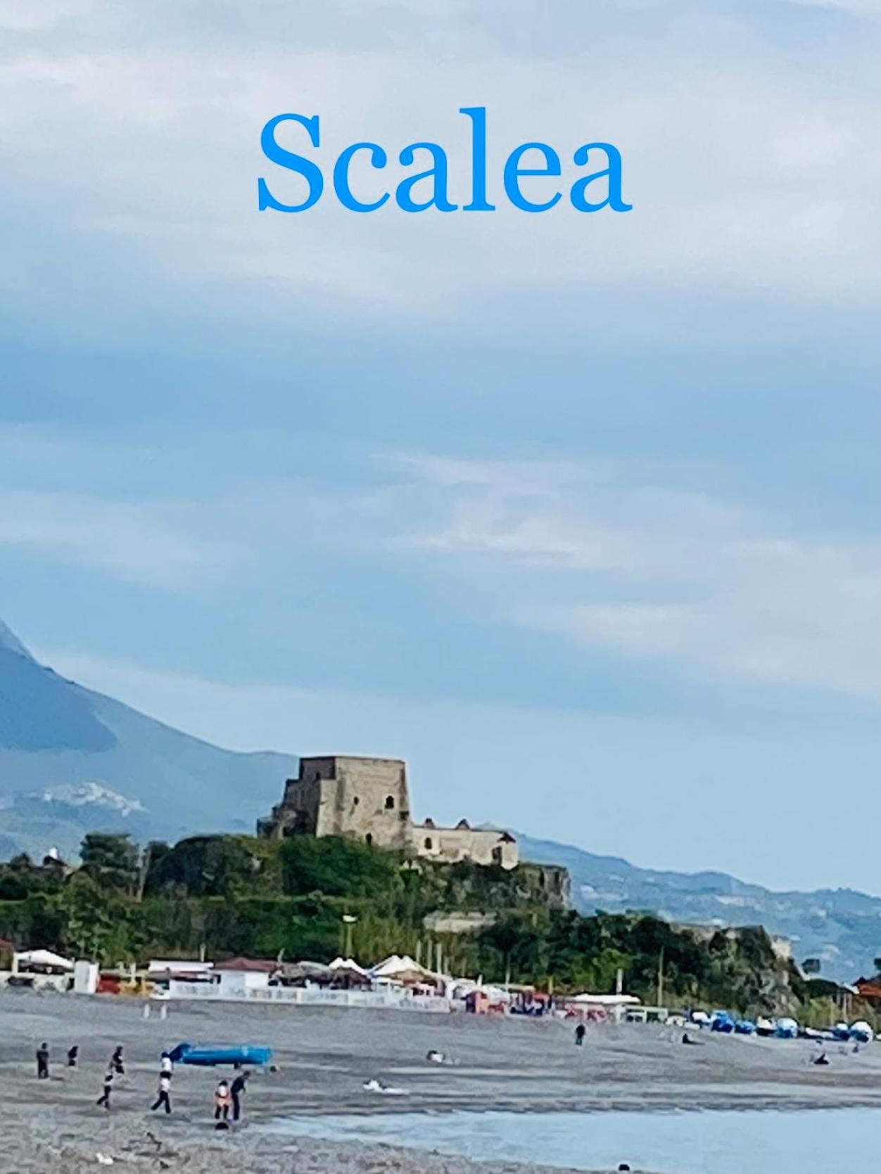 Bianka Rosa en Scalea — other