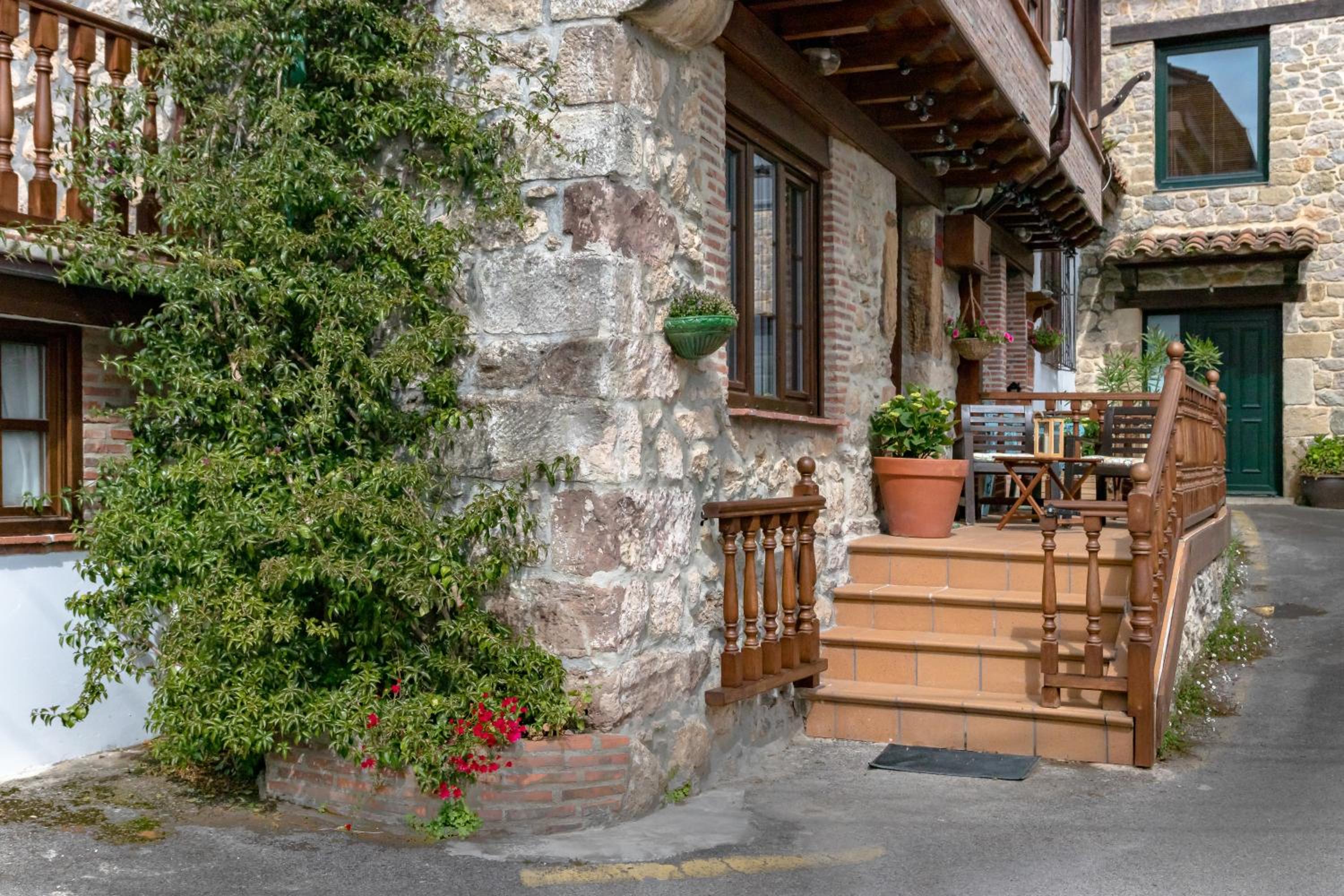 CASA GERRA COMILLAS