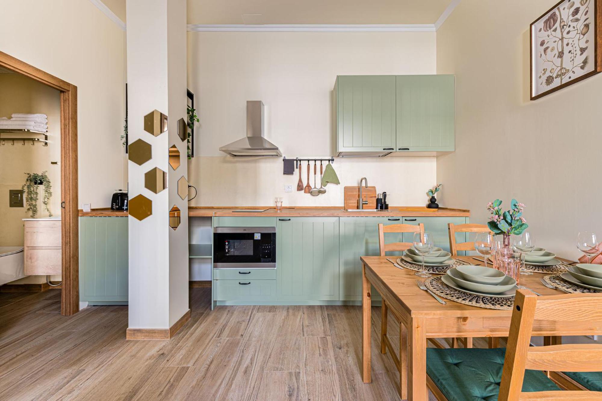 Simone Apartments