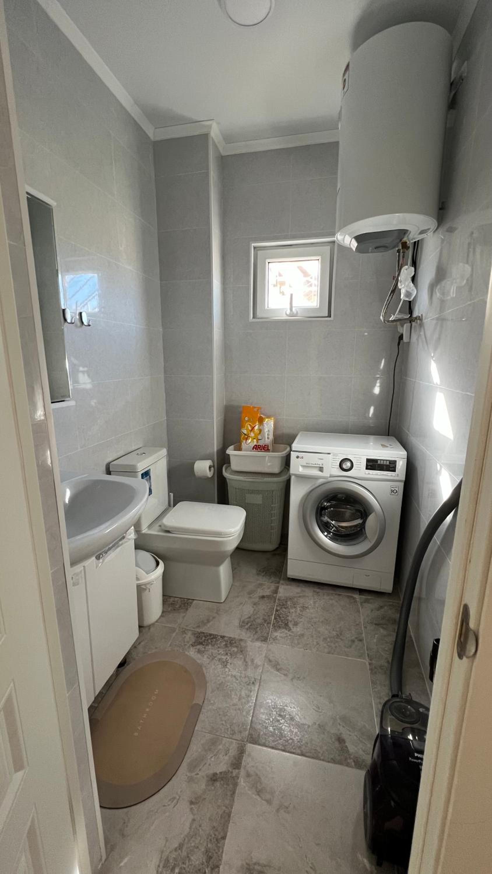 Photo 18