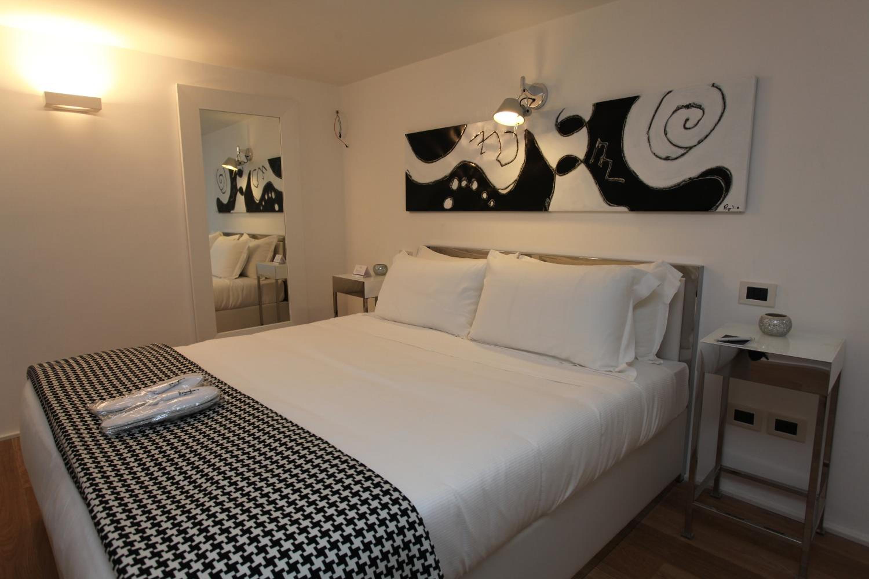 LHP Suite Roma Piazza del Popolo