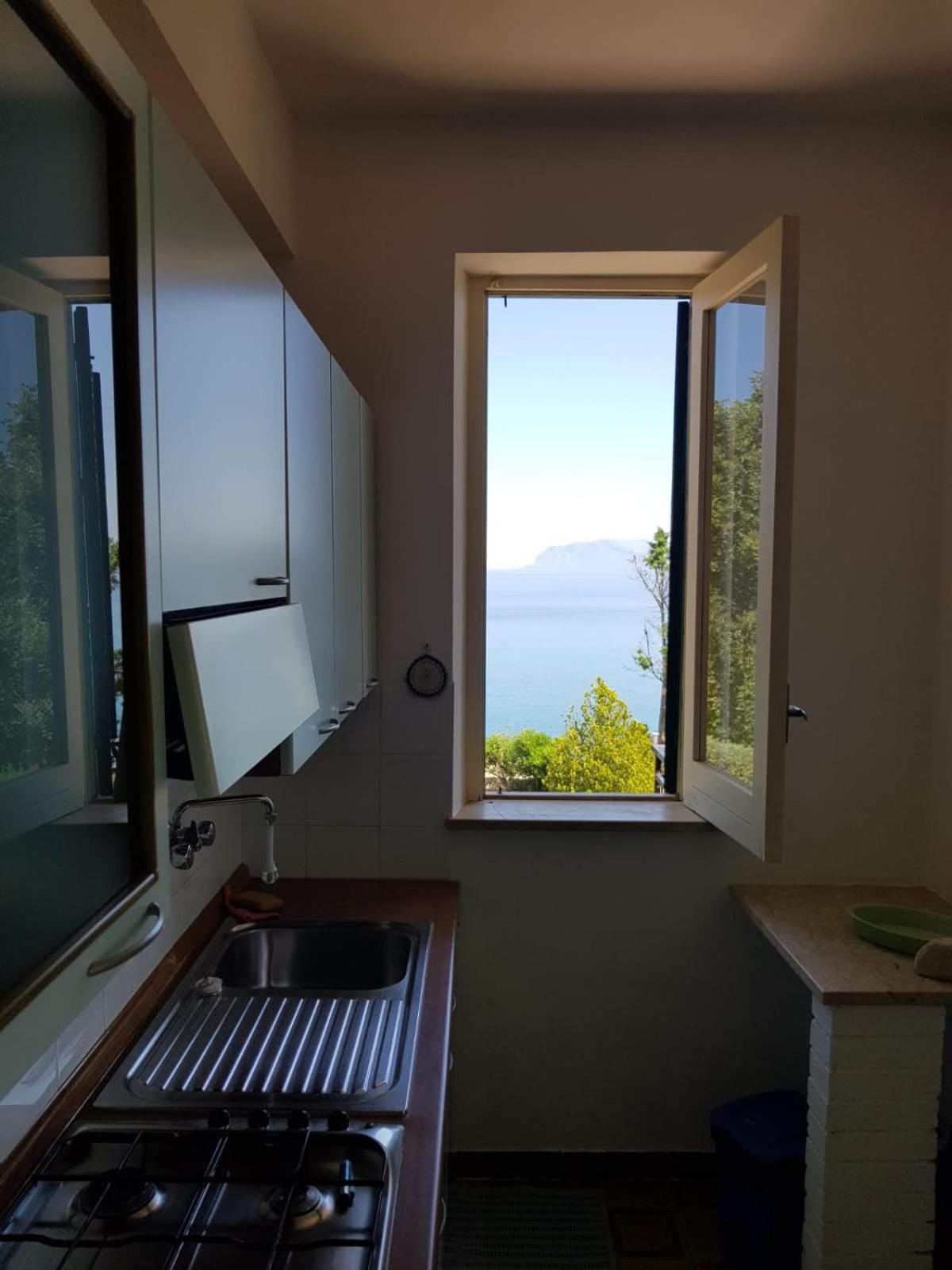 Appartamenti Cala Rossa (Antonella) view 4
