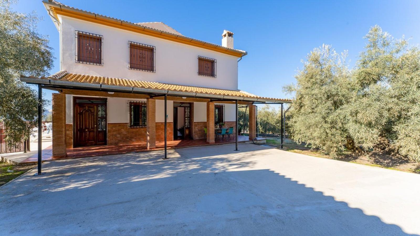 La Villa Pozuelas Iznájar by Ruralidays