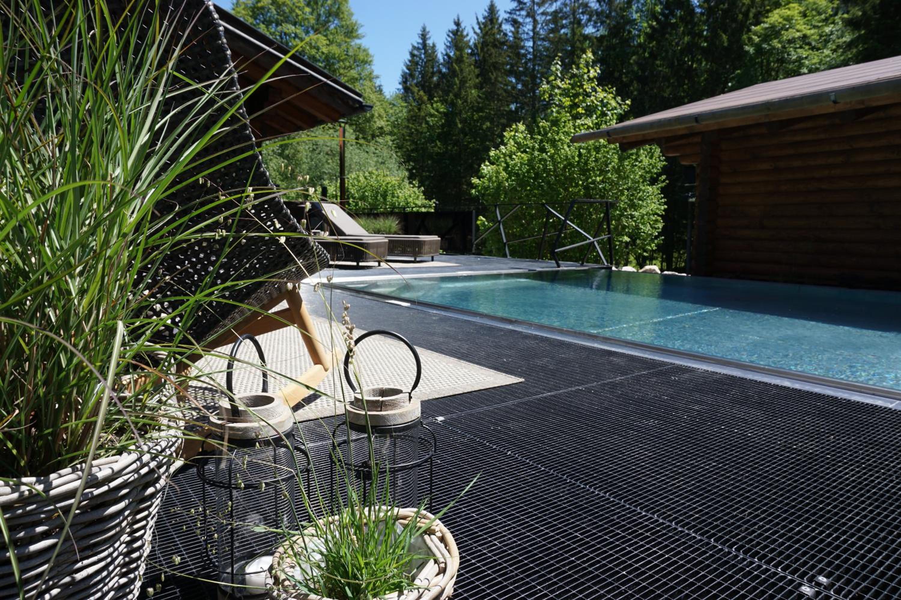 Chalet S - 5 Sterne Luxus Ferienhaus direkt am Eibsee und Zugspitze